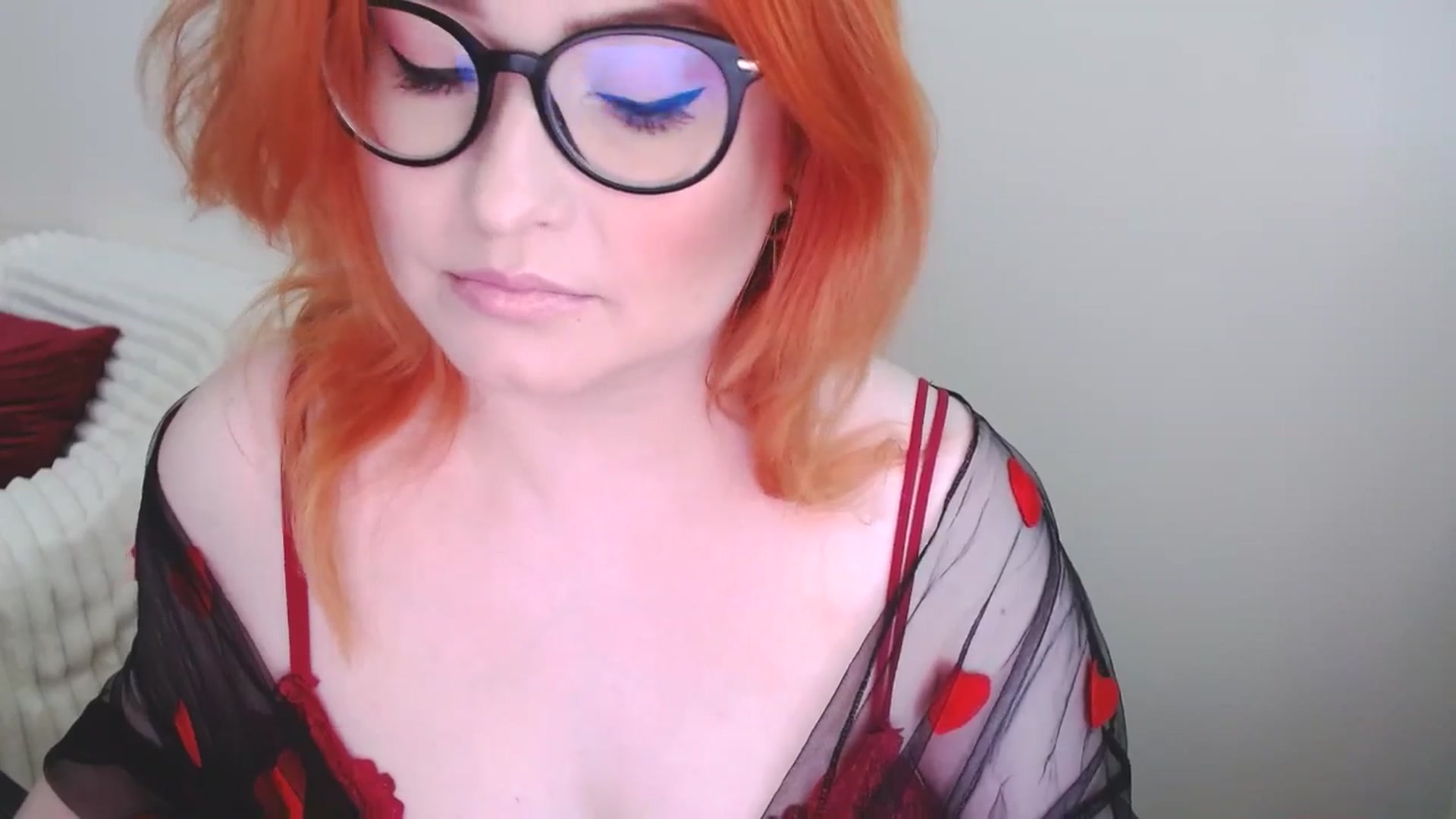 Gallery image thumbnail from EvaStar19's myfreecams stream on, 05/04/2025, 10:30 image 3 of 20