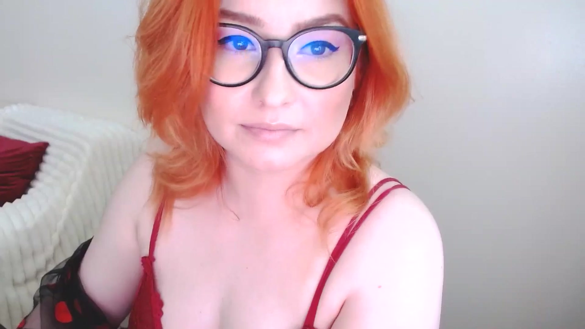 Gallery image thumbnail from EvaStar19's myfreecams stream on, 05/04/2025, 11:56 image 10 of 20