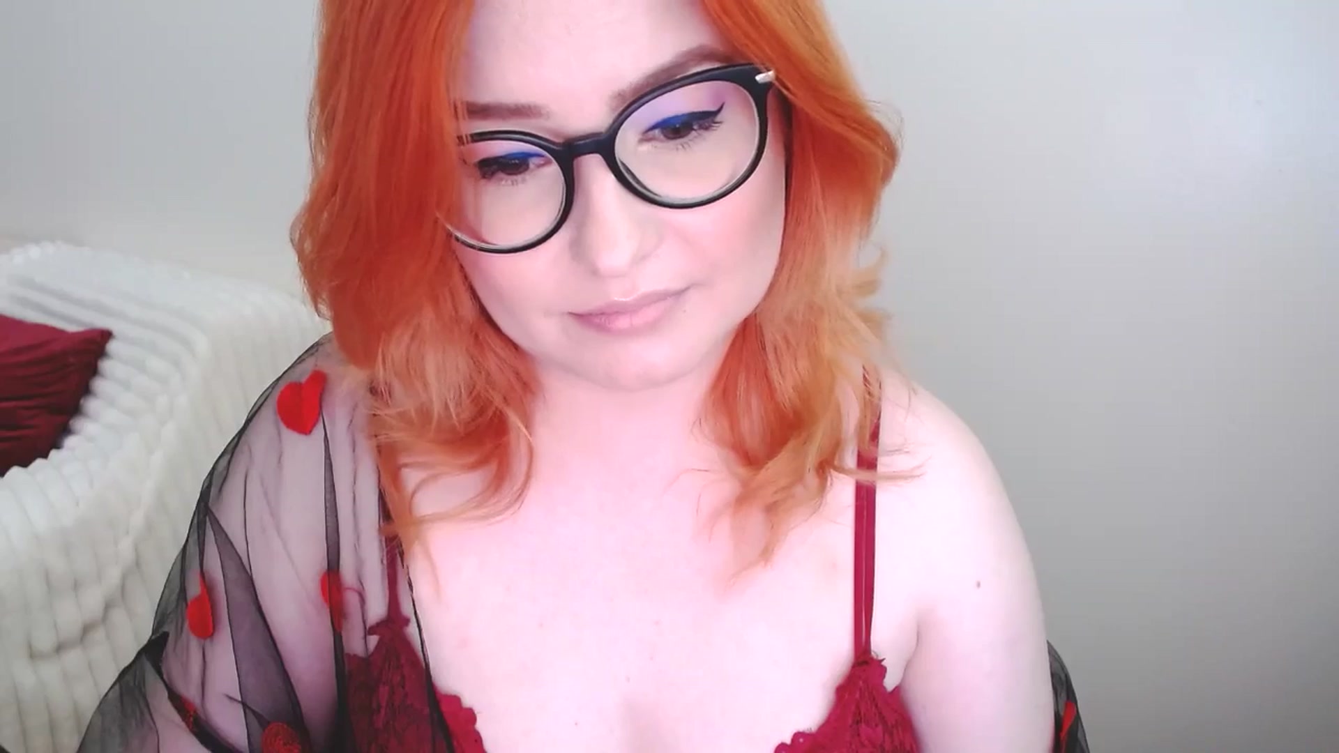 Gallery image thumbnail from EvaStar19's myfreecams stream on, 05/04/2025, 13:58 image 14 of 20