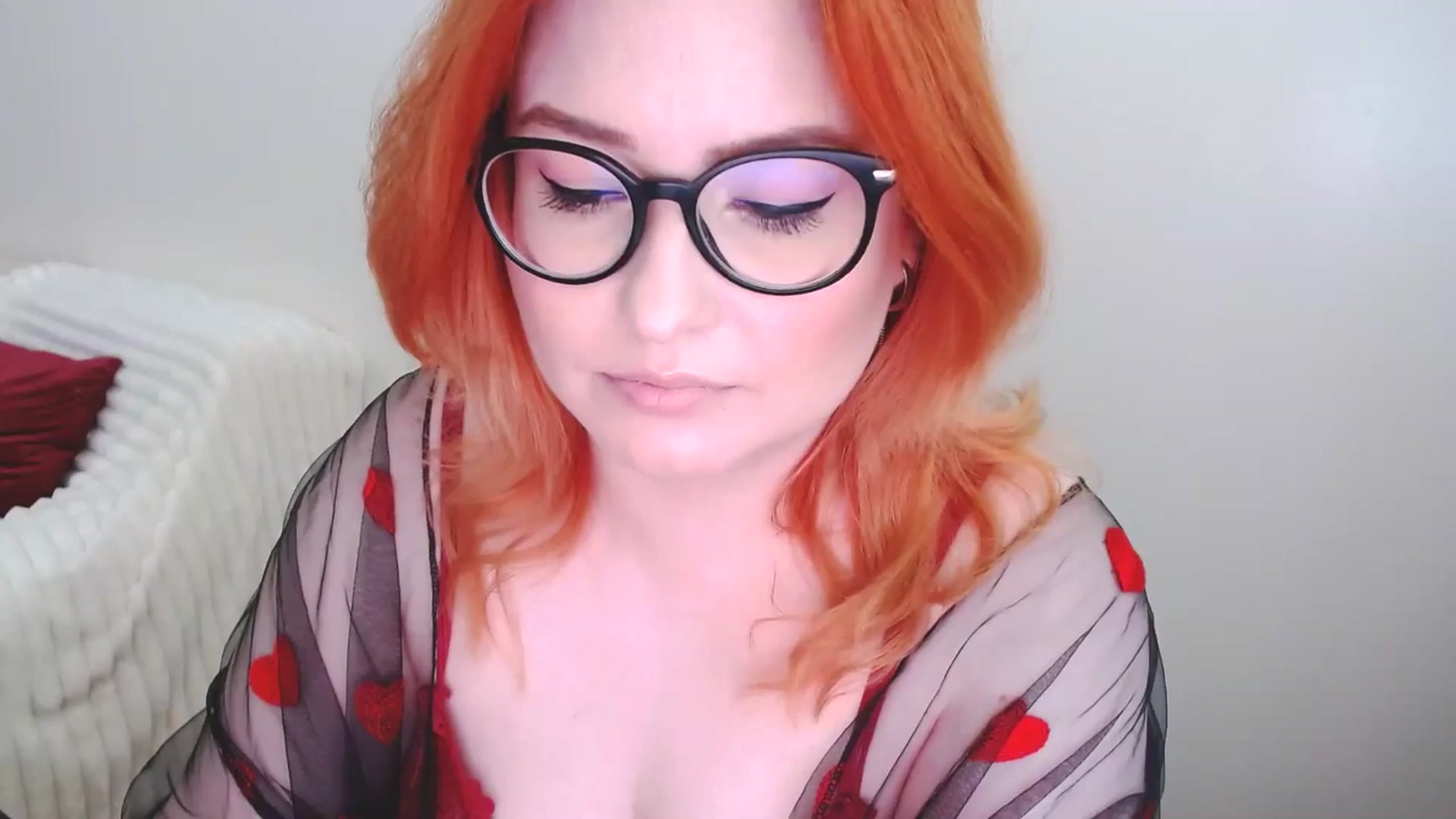 Gallery image thumbnail from EvaStar19's myfreecams stream on, 05/04/2025, 13:58 image 9 of 20