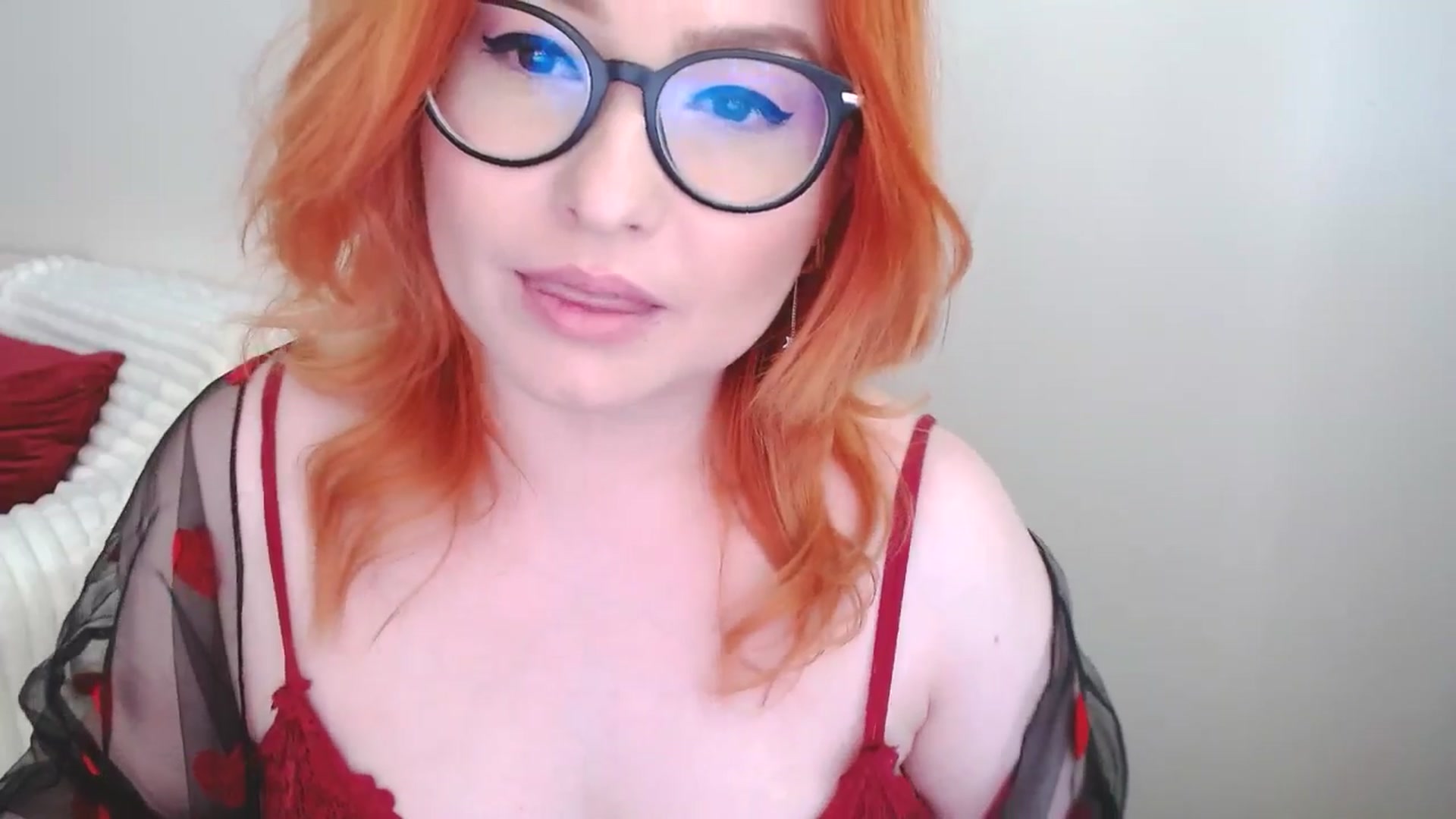 Gallery image thumbnail from EvaStar19's myfreecams stream on, 05/04/2025, 15:43 image 18 of 20