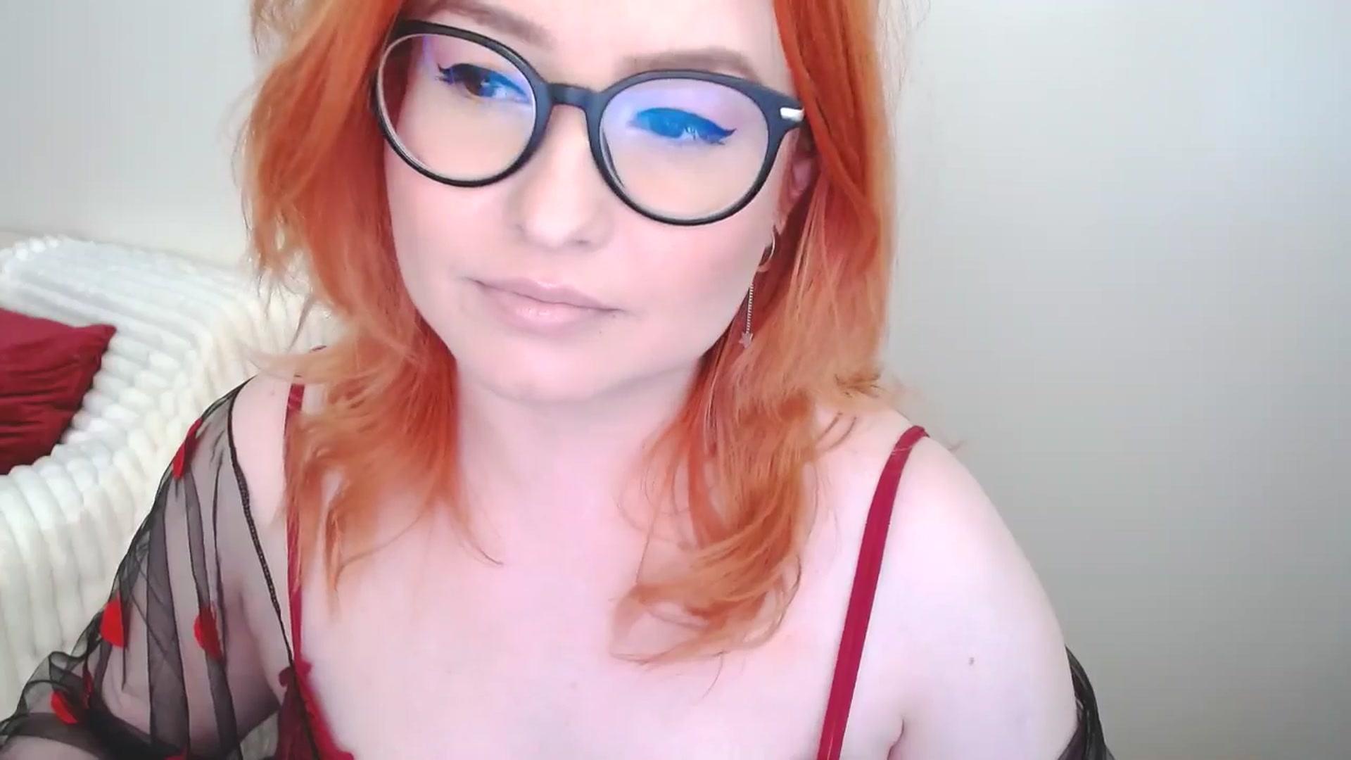 Gallery image thumbnail from EvaStar19's myfreecams stream on, 05/04/2025, 16:18 image 7 of 20