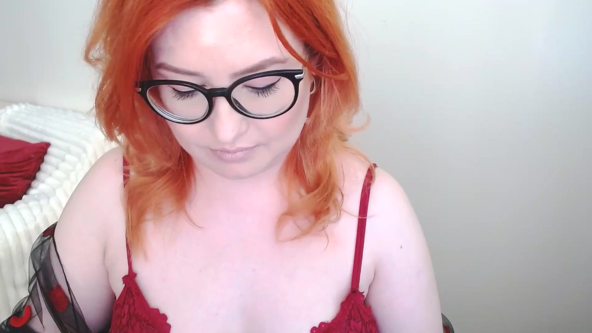Gallery image thumbnail from EvaStar19's myfreecams stream on, 05/04/2025, 16:18 image 2 of 20
