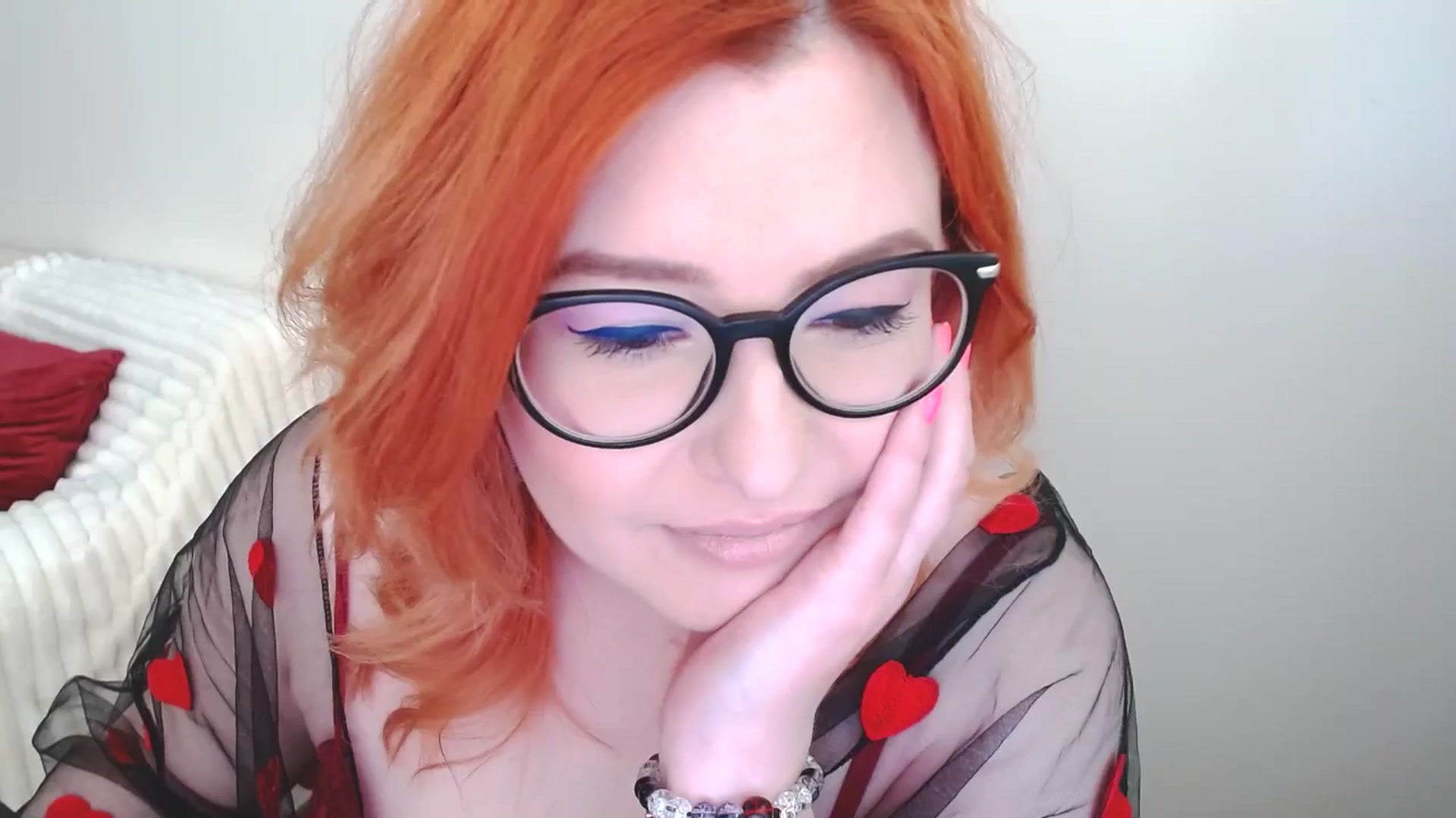 Gallery image thumbnail from EvaStar19's myfreecams stream on, 05/04/2025, 16:18 image 5 of 20