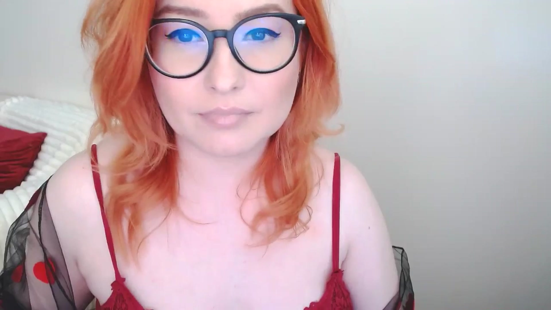 Gallery image thumbnail from EvaStar19's myfreecams stream on, 05/04/2025, 16:18 image 14 of 20
