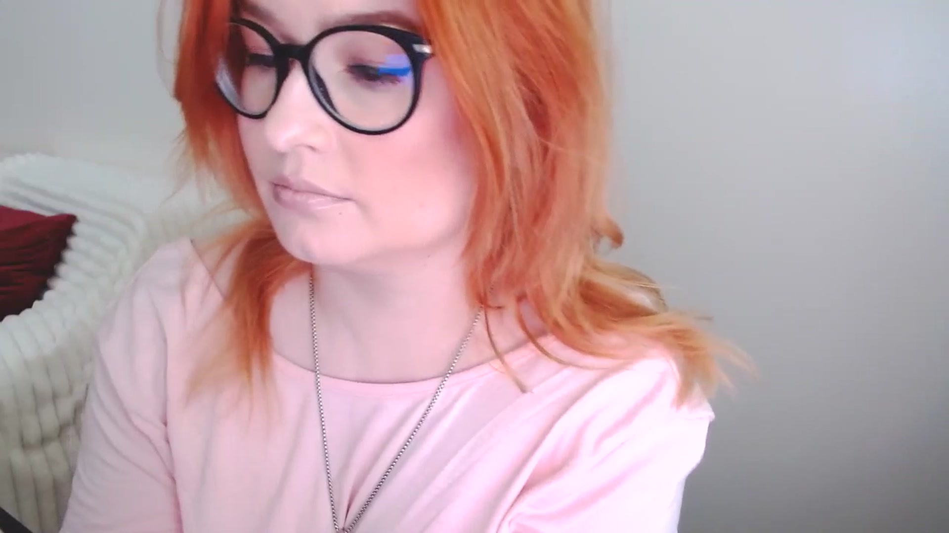 Gallery image thumbnail from EvaStar19's myfreecams stream on, 05/10/2025, 11:14 image 15 of 20