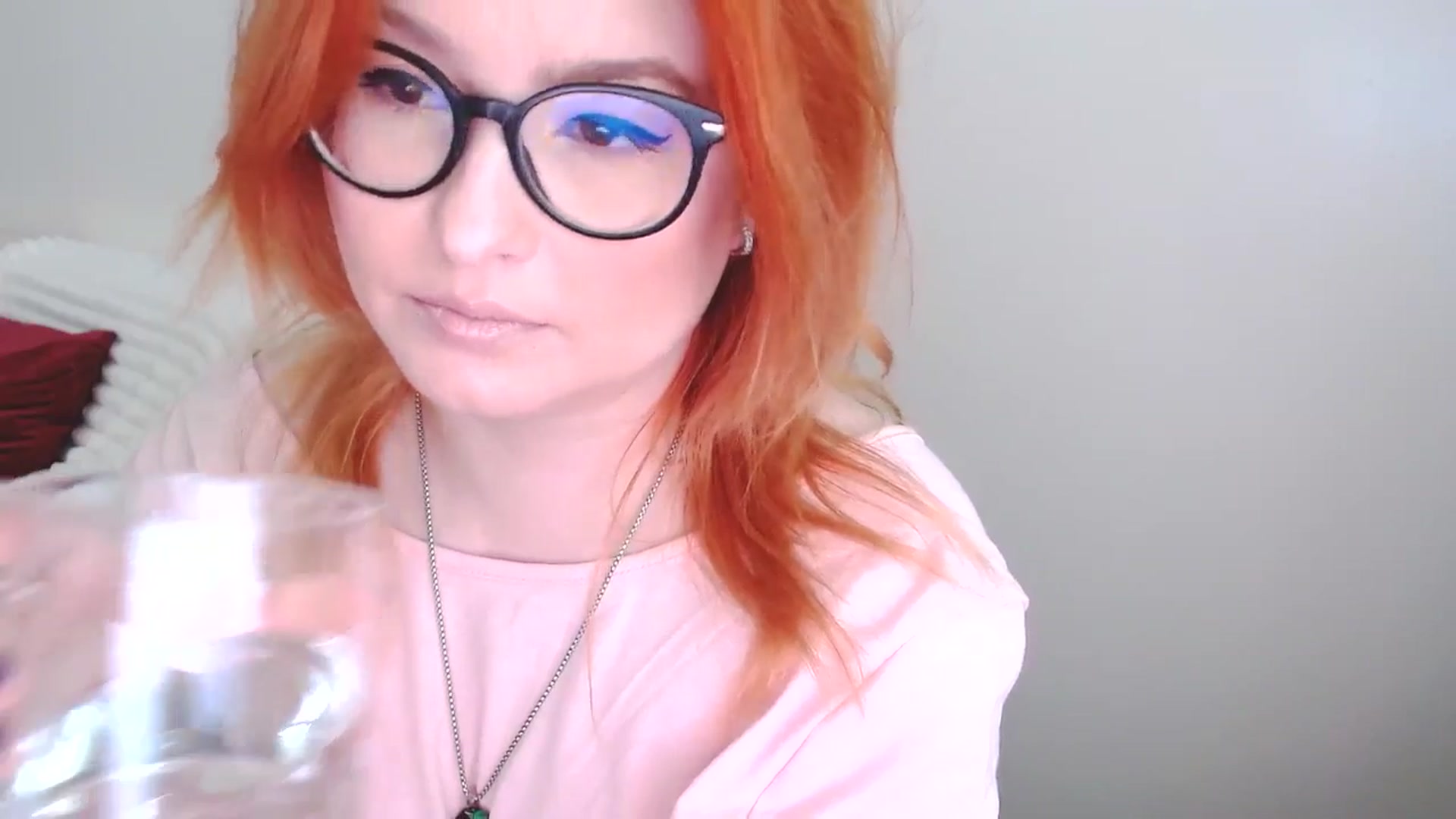 Gallery image thumbnail from EvaStar19's myfreecams stream on, 05/10/2025, 11:14 image 7 of 20