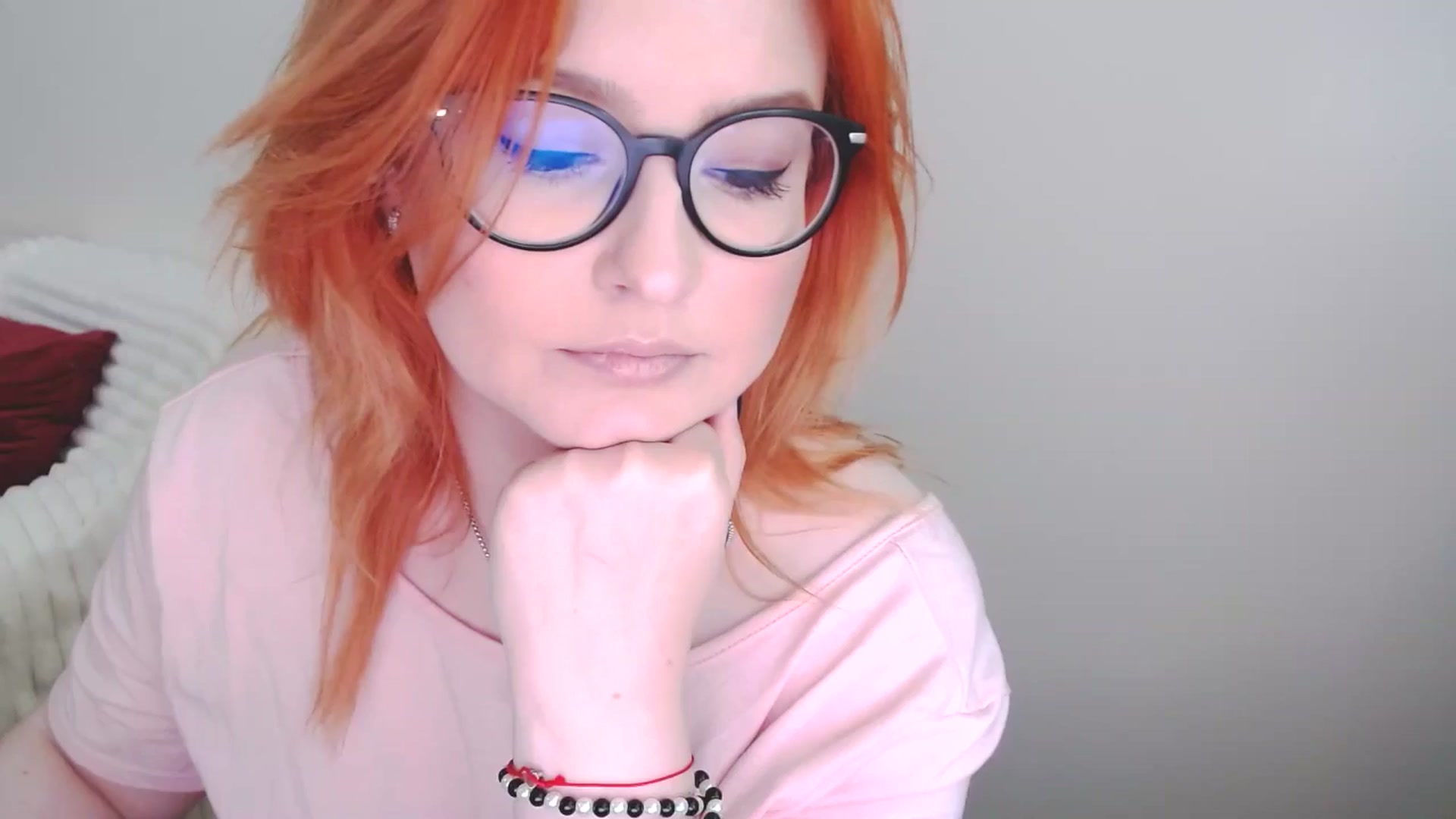 Gallery image thumbnail from EvaStar19's myfreecams stream on, 05/10/2025, 12:23 image 15 of 20