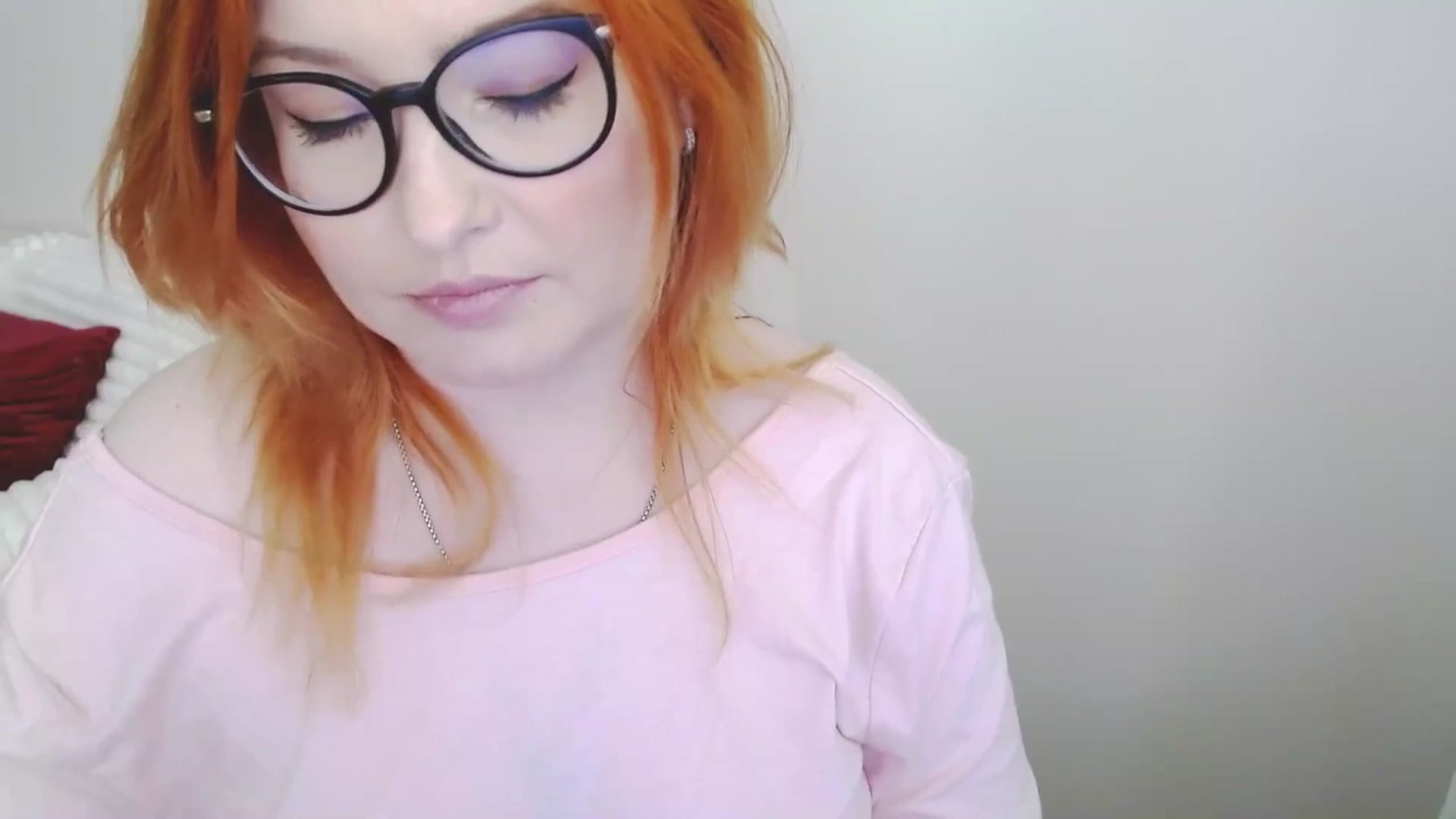 Gallery image thumbnail from EvaStar19's myfreecams stream on, 05/10/2025, 16:32 image 16 of 20