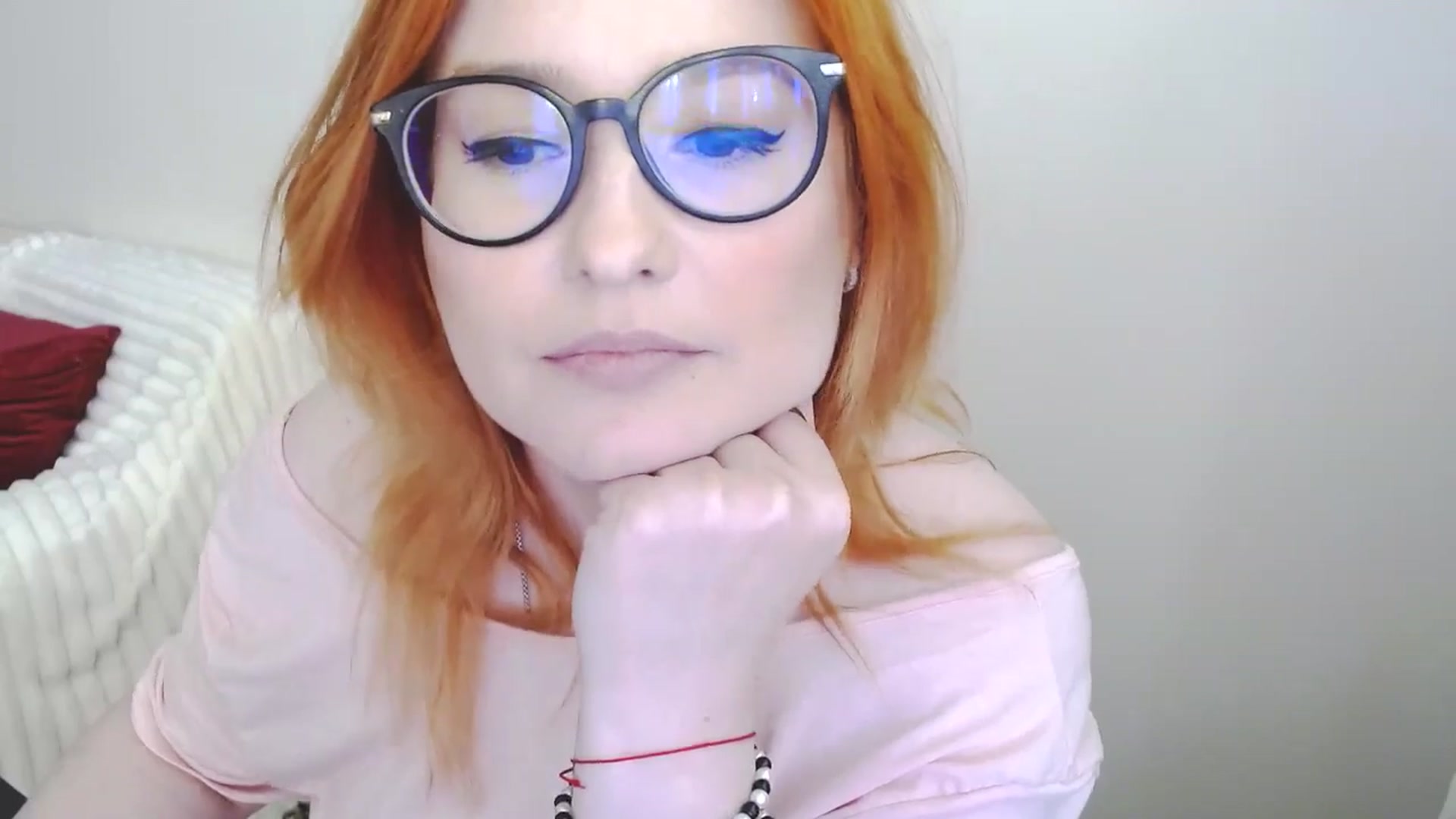 Gallery image thumbnail from EvaStar19's myfreecams stream on, 05/10/2025, 16:32 image 15 of 20