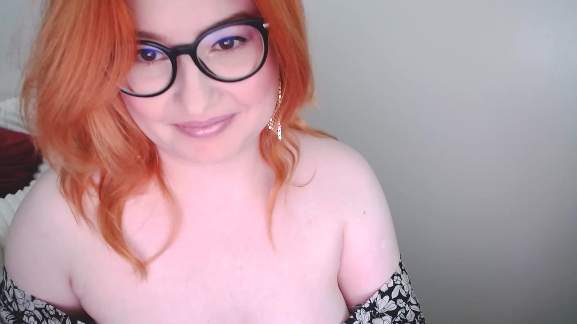 Gallery image thumbnail from EvaStar19's myfreecams stream on, 05/17/2025, 13:22 image 4 of 20