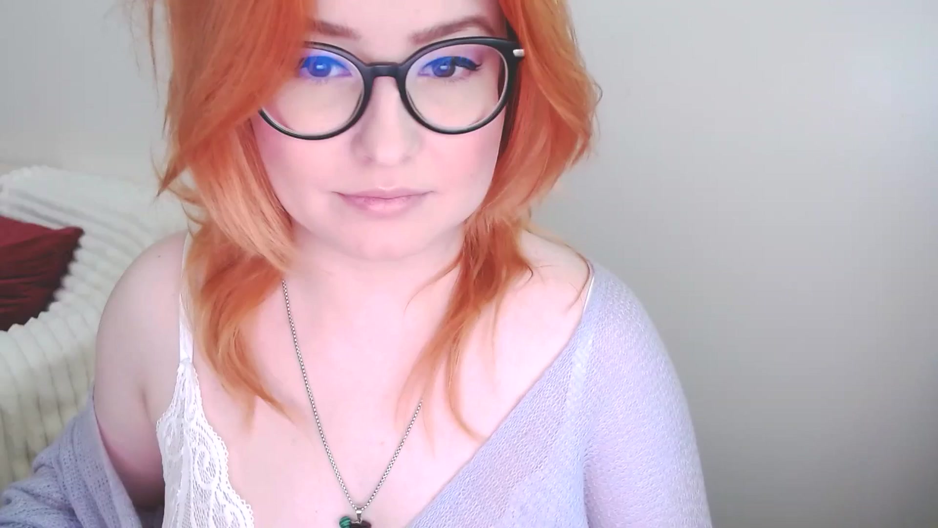 Gallery image thumbnail from EvaStar19's myfreecams stream on, 05/18/2025, 10:48 image 16 of 20