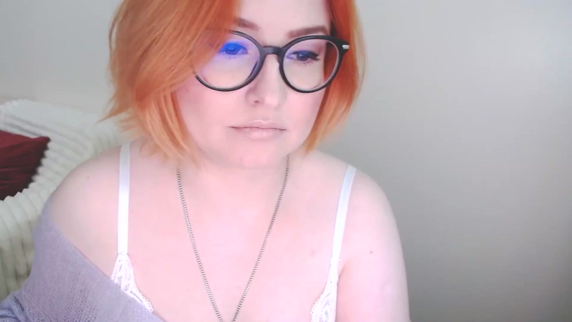 Gallery image thumbnail from EvaStar19's myfreecams stream on, 05/18/2025, 12:33 image 5 of 20