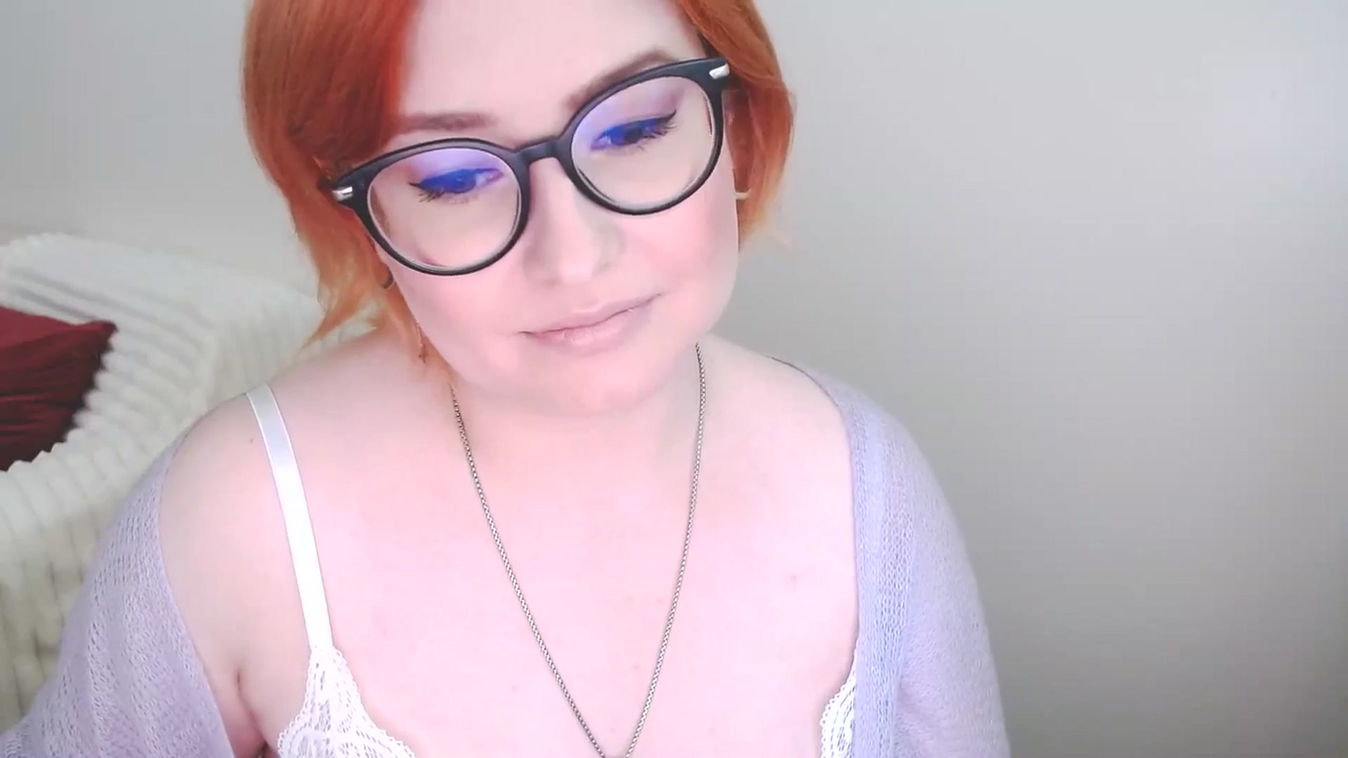 Gallery image thumbnail from EvaStar19's myfreecams stream on, 05/18/2025, 13:38 image 2 of 20