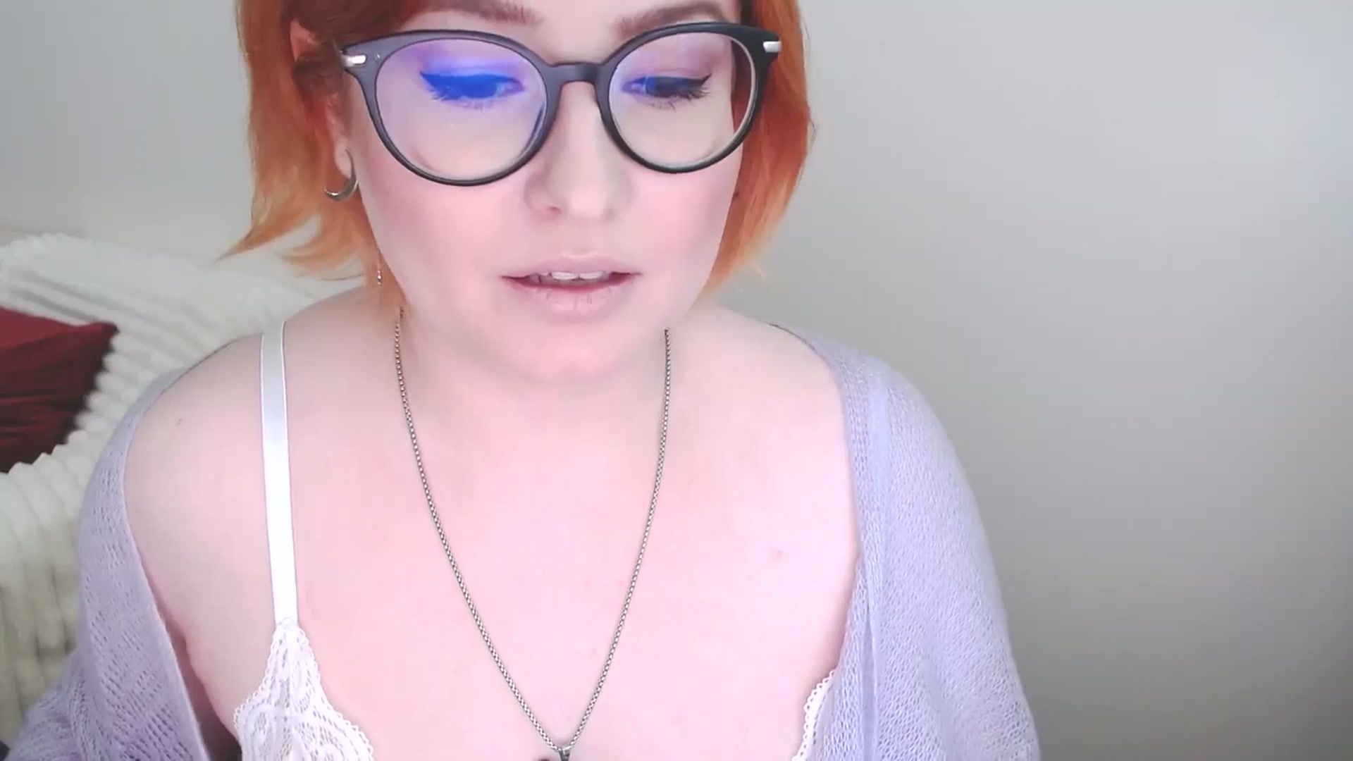 Gallery image thumbnail from EvaStar19's myfreecams stream on, 05/18/2025, 13:38 image 4 of 20