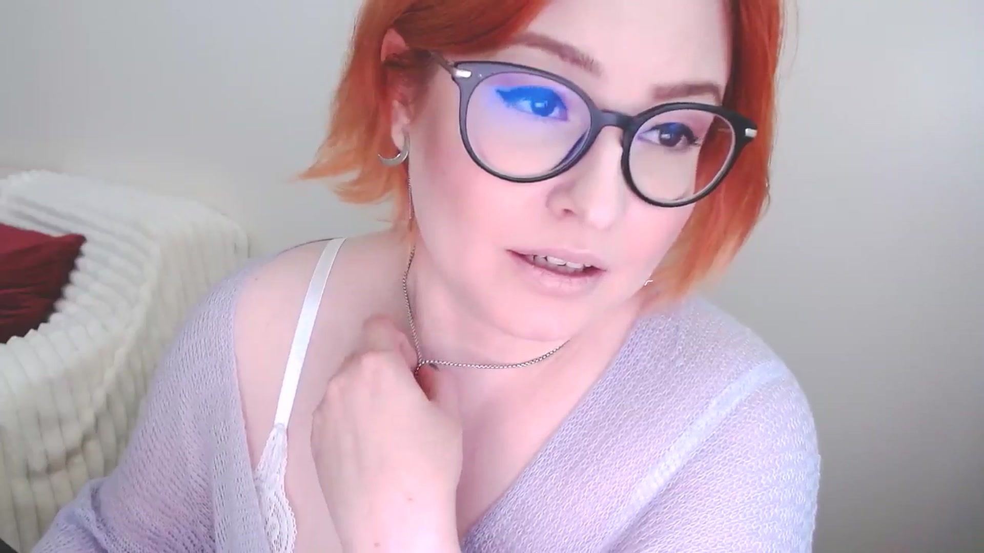 Gallery image thumbnail from EvaStar19's myfreecams stream on, 05/18/2025, 13:38 image 10 of 20
