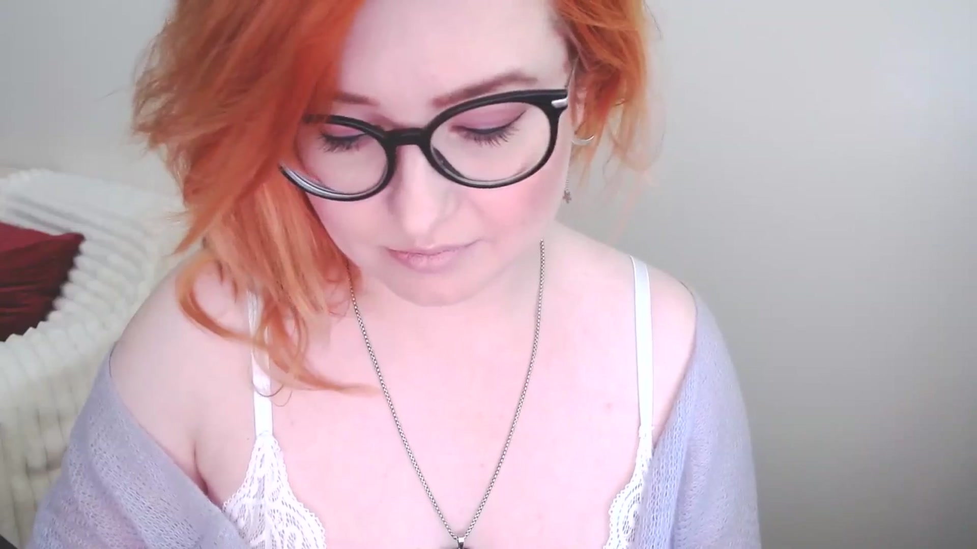 Gallery image thumbnail from EvaStar19's myfreecams stream on, 05/18/2025, 13:38 image 19 of 20