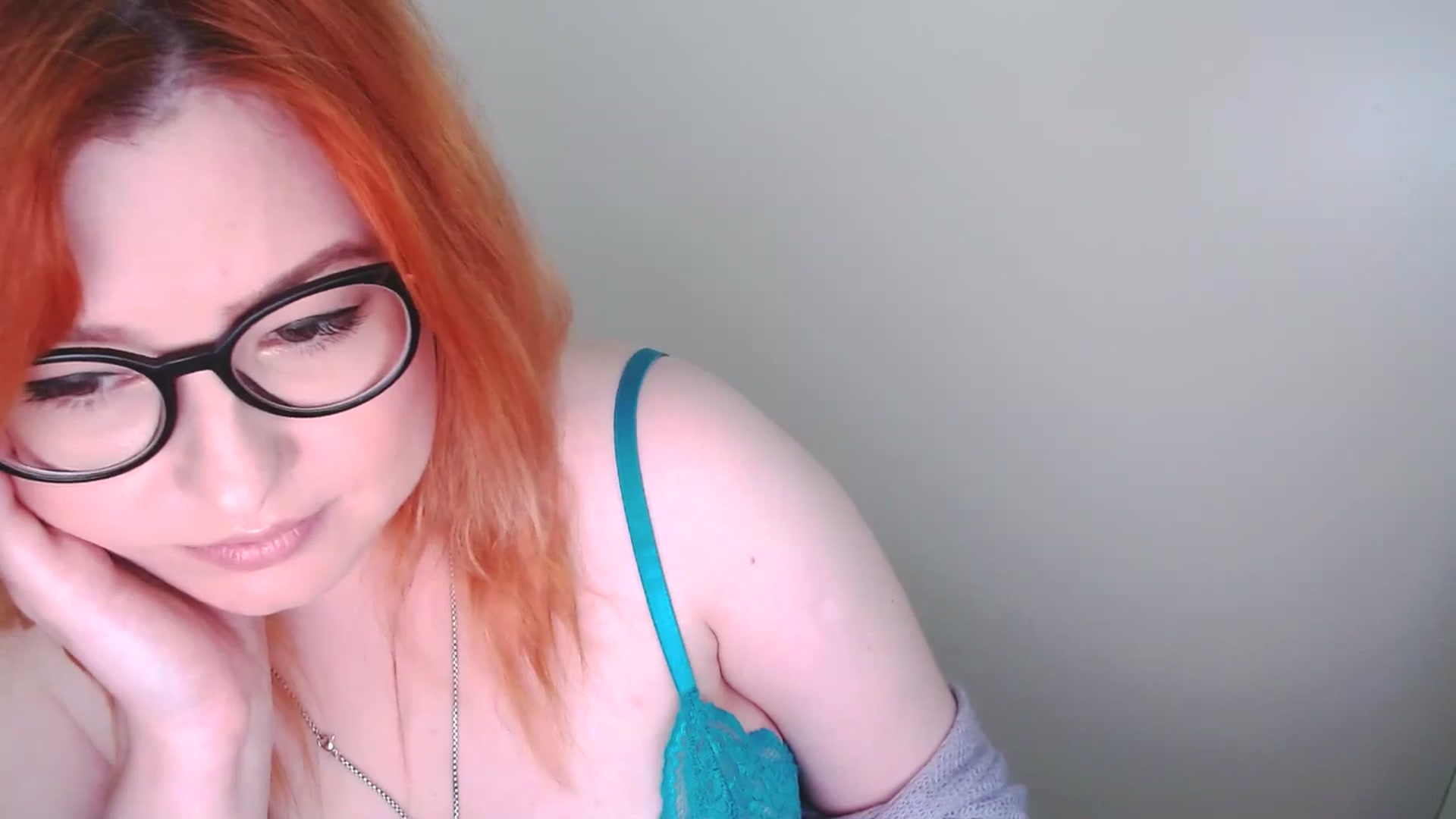 Gallery image thumbnail from EvaStar19's myfreecams stream on, 05/24/2025, 13:16 image 15 of 20
