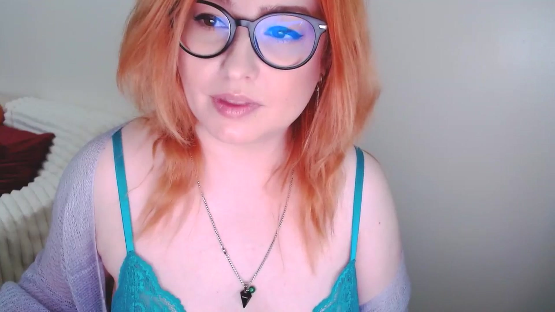 Gallery image thumbnail from EvaStar19's myfreecams stream on, 05/24/2025, 13:16 image 17 of 20