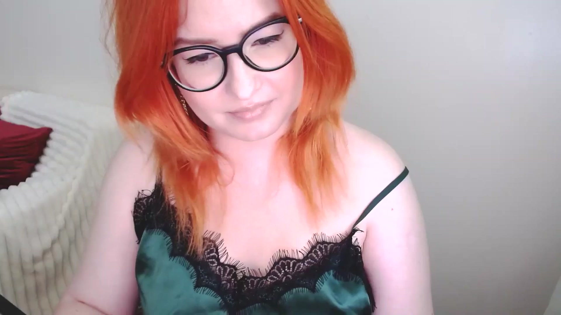 Gallery image thumbnail from EvaStar19's myfreecams stream on, 05/31/2025, 12:33 image 14 of 20