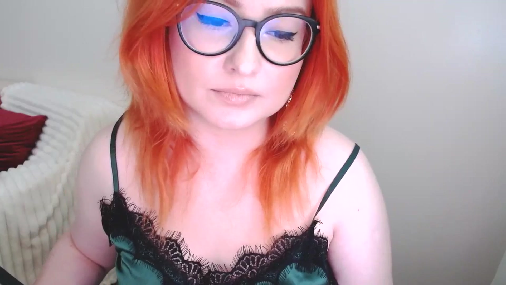 Gallery image thumbnail from EvaStar19's myfreecams stream on, 05/31/2025, 12:33 image 2 of 20