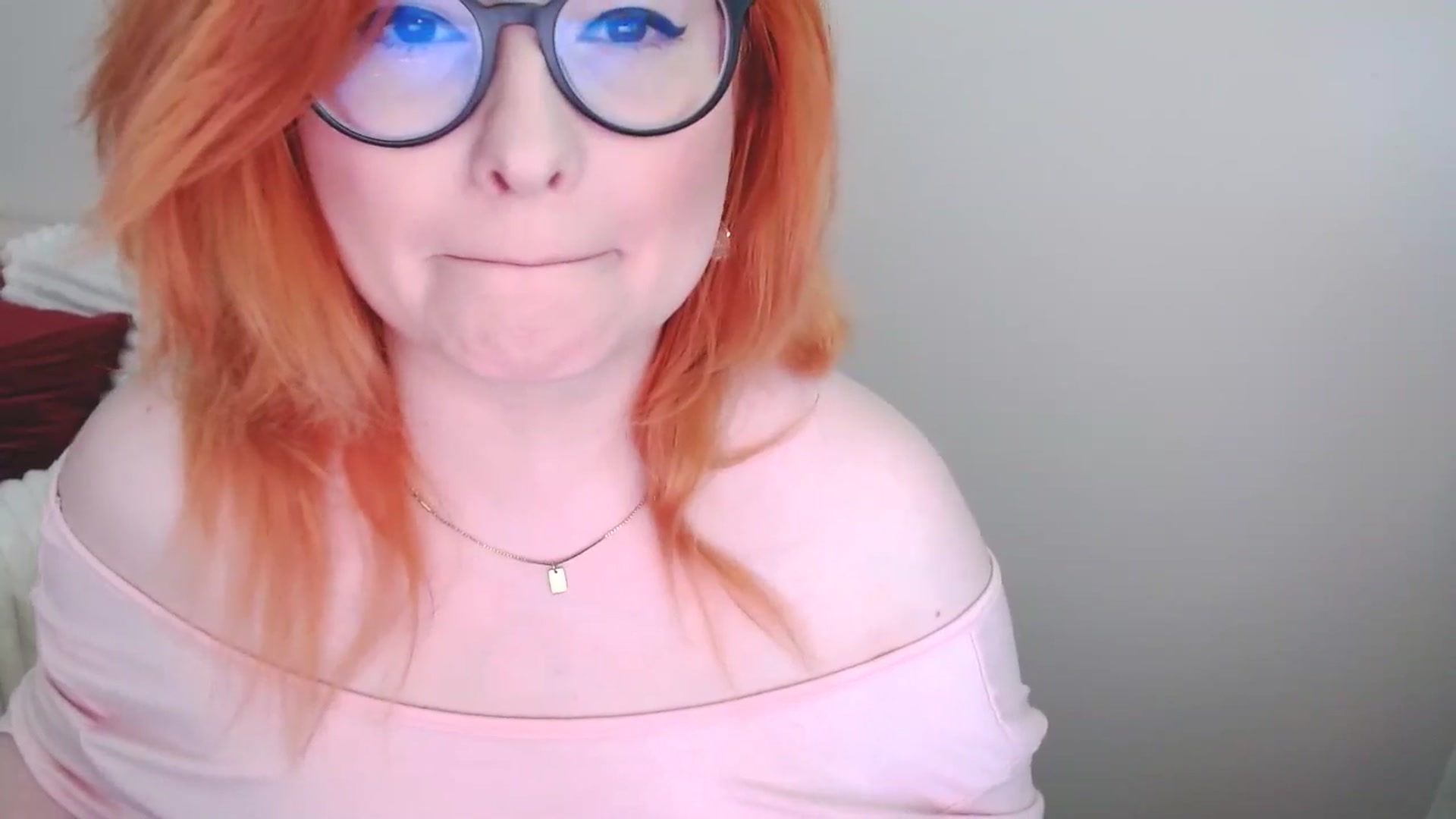 Gallery image thumbnail from EvaStar19's myfreecams stream on, 06/07/2025, 13:27 image 8 of 20