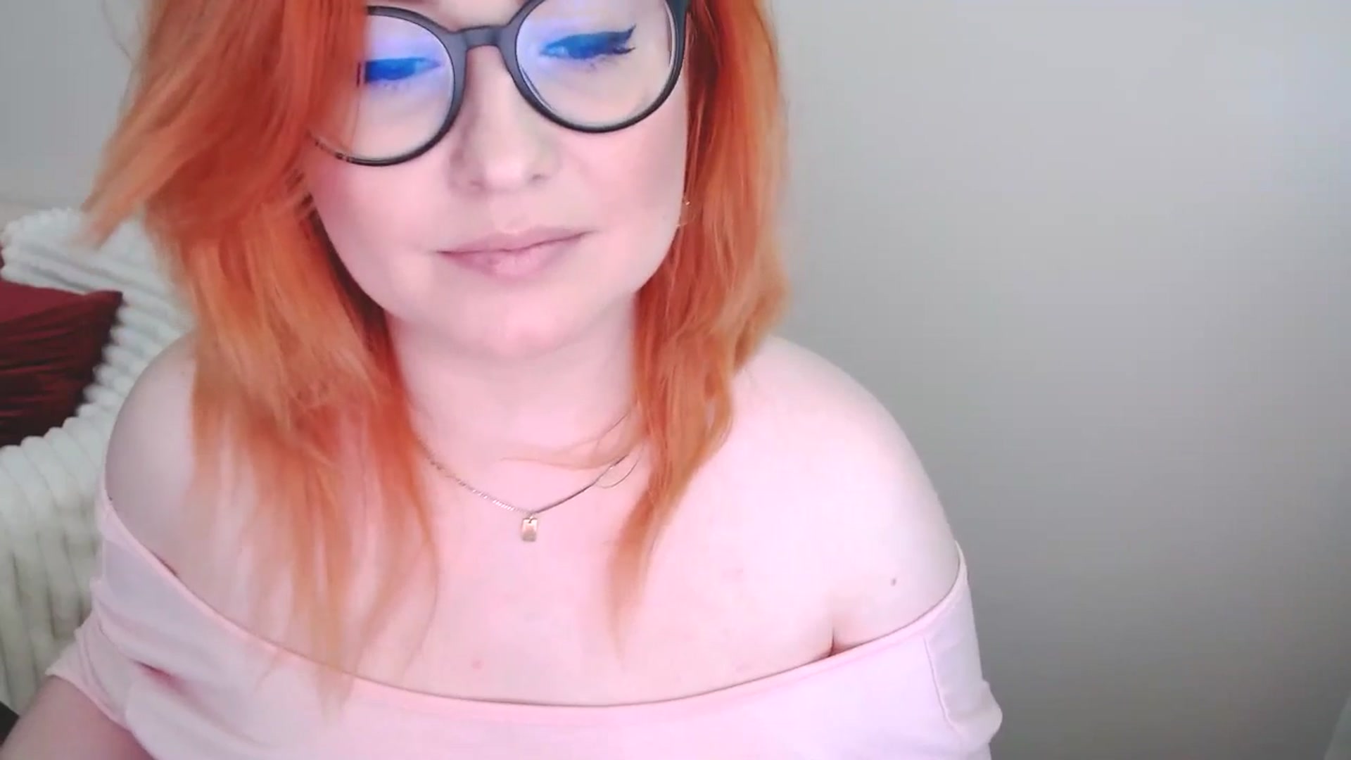 Gallery image thumbnail from EvaStar19's myfreecams stream on, 06/07/2025, 13:27 image 13 of 20