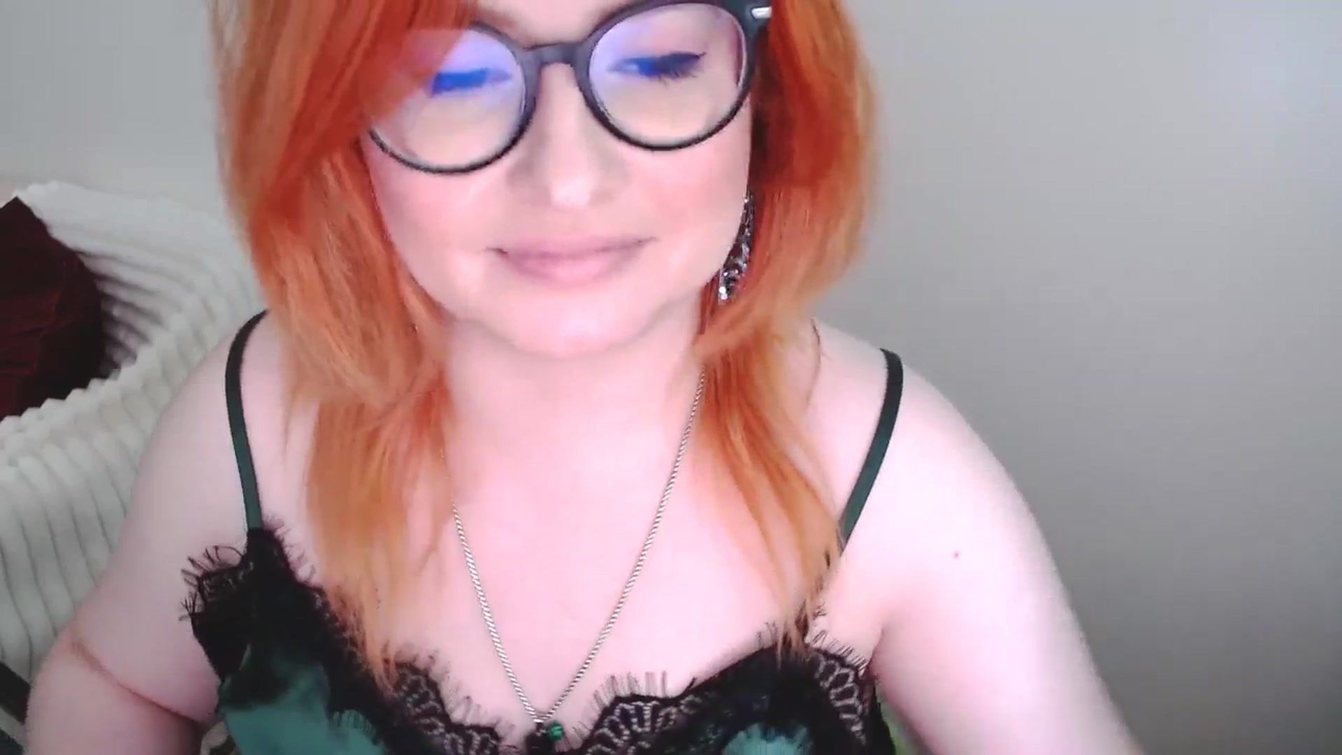 Gallery image thumbnail from EvaStar19's myfreecams stream on, 06/15/2025, 13:06 image 9 of 20
