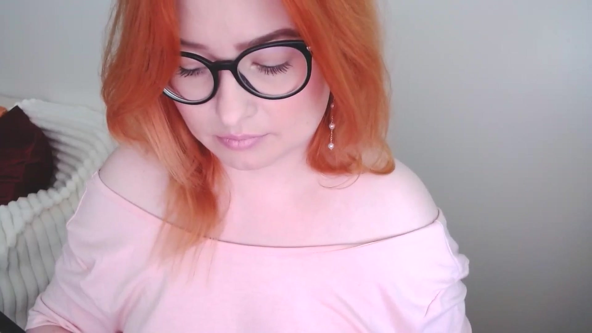 Gallery image thumbnail from EvaStar19's myfreecams stream on, 06/28/2025, 11:22 image 13 of 20