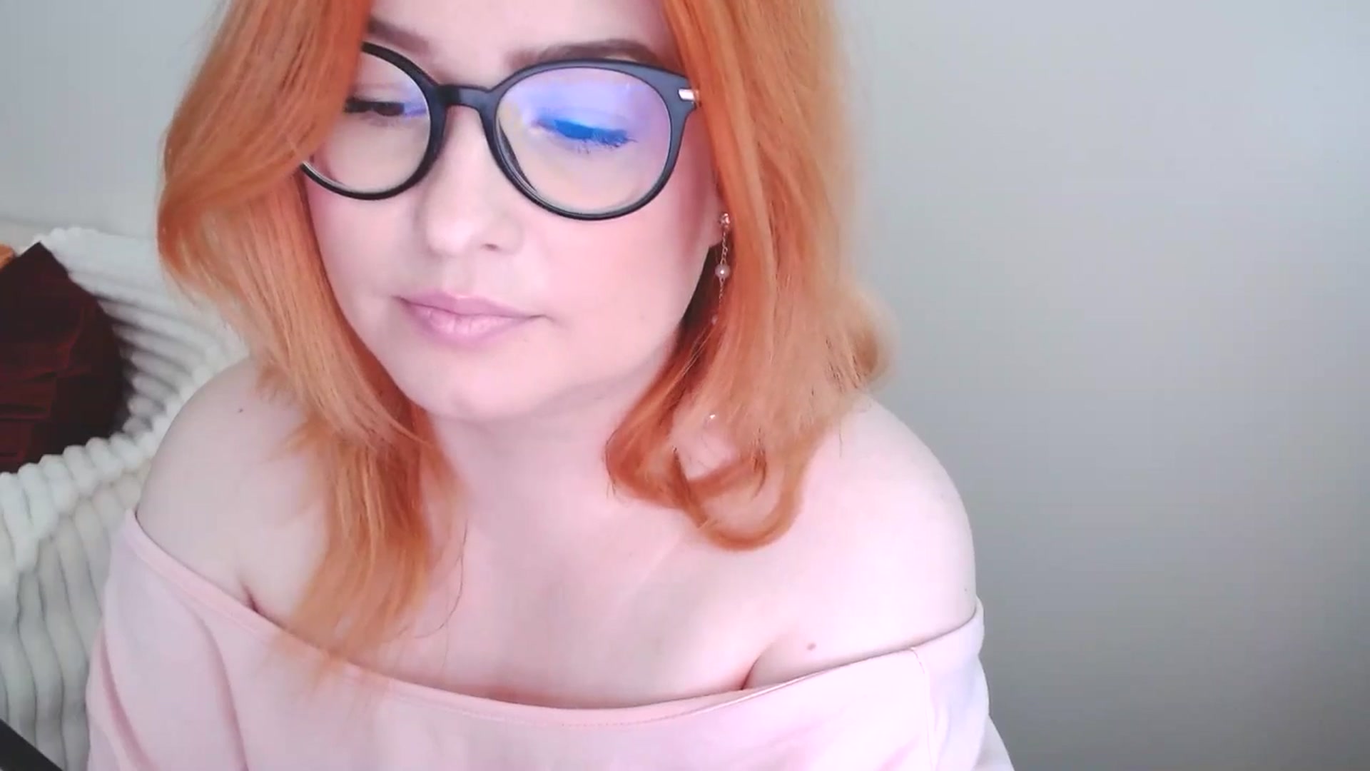 Gallery image thumbnail from EvaStar19's myfreecams stream on, 06/28/2025, 11:22 image 18 of 20