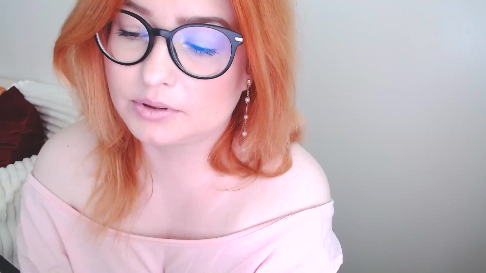 Gallery image thumbnail from EvaStar19's myfreecams stream on, 06/28/2025, 11:22 image 14 of 20