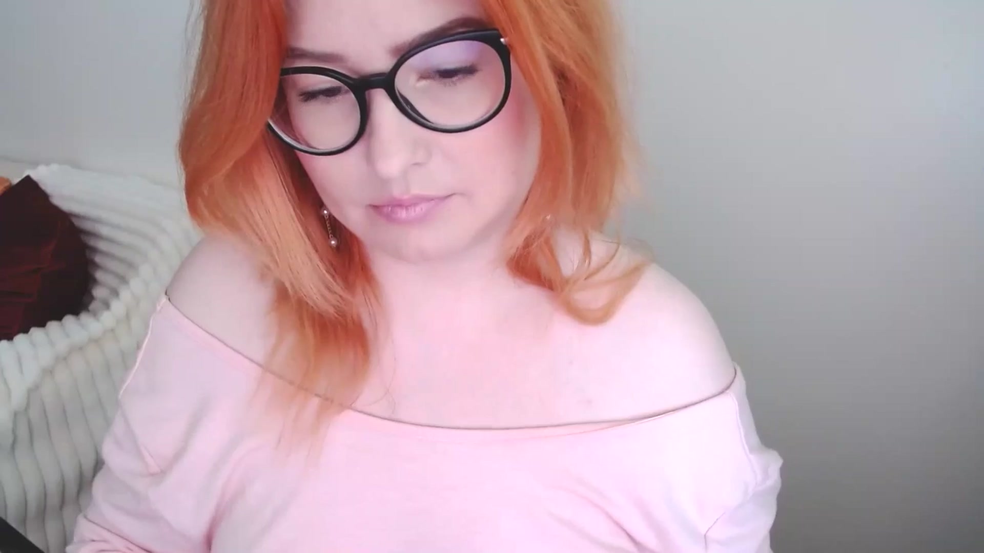 Gallery image thumbnail from EvaStar19's myfreecams stream on, 06/28/2025, 11:22 image 20 of 20