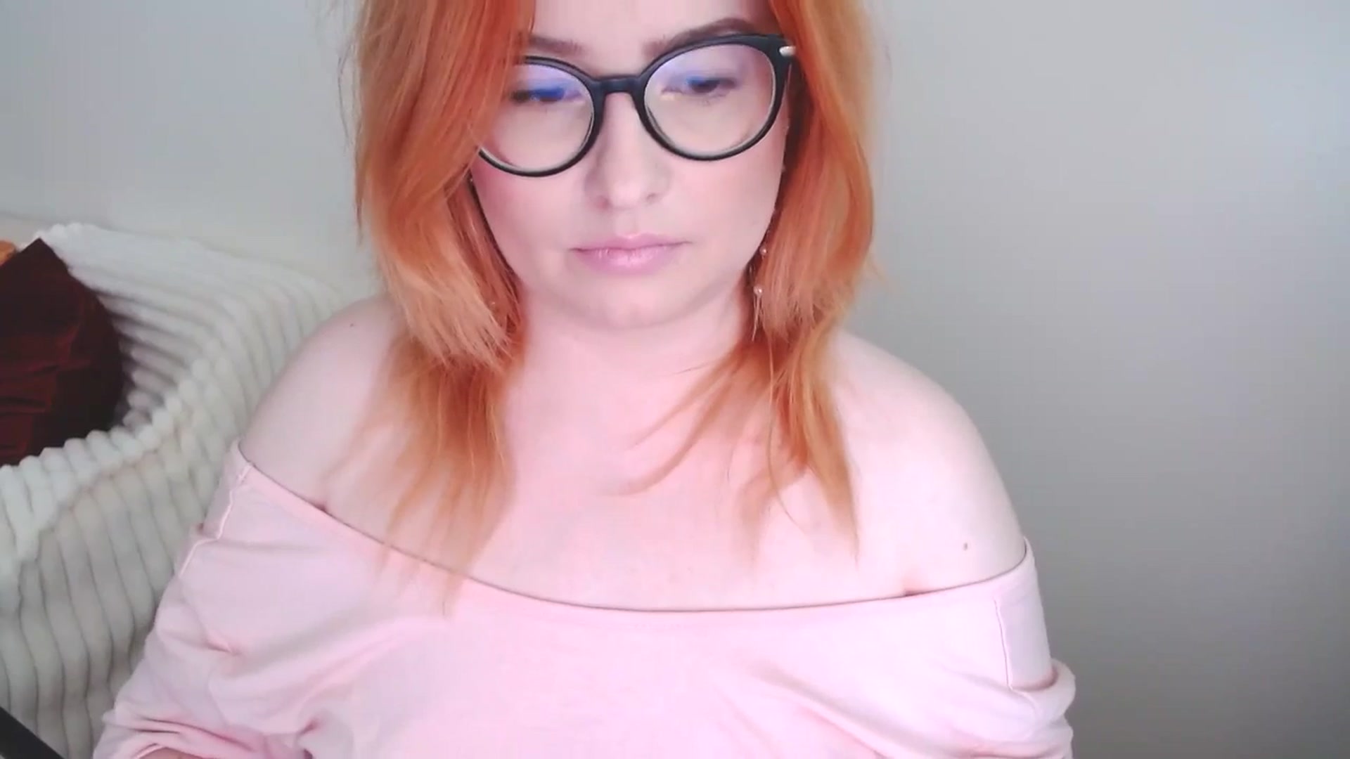 Gallery image thumbnail from EvaStar19's myfreecams stream on, 06/28/2025, 12:20 image 7 of 20