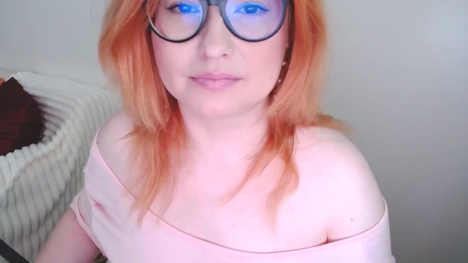 Gallery image thumbnail from EvaStar19's myfreecams stream on, 06/28/2025, 12:20 image 19 of 20