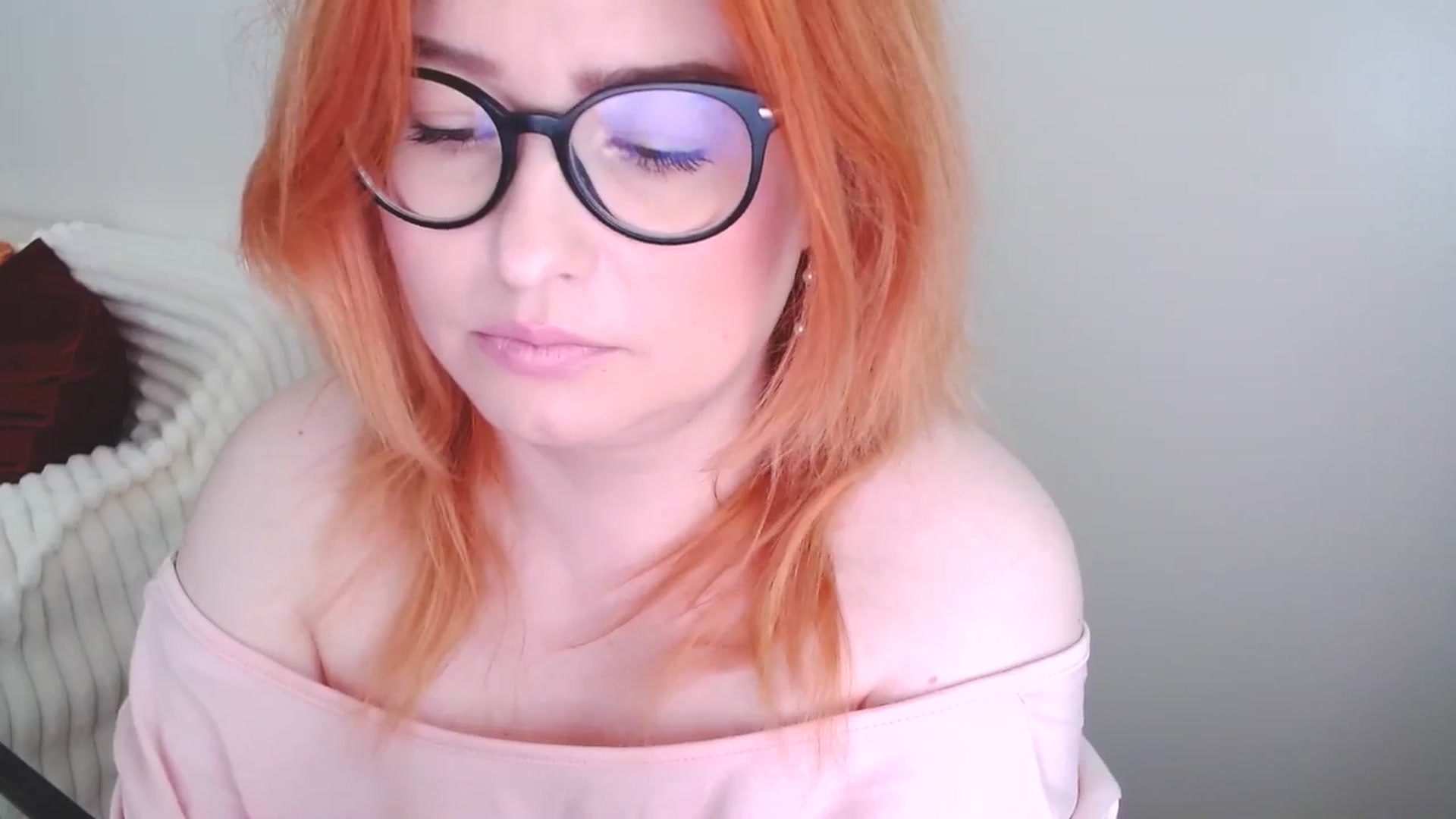 Gallery image thumbnail from EvaStar19's myfreecams stream on, 06/28/2025, 12:20 image 15 of 20