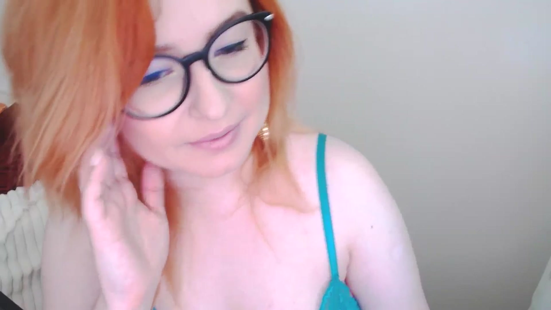 Gallery image thumbnail from EvaStar19's myfreecams stream on, 06/29/2025, 13:13 image 4 of 20