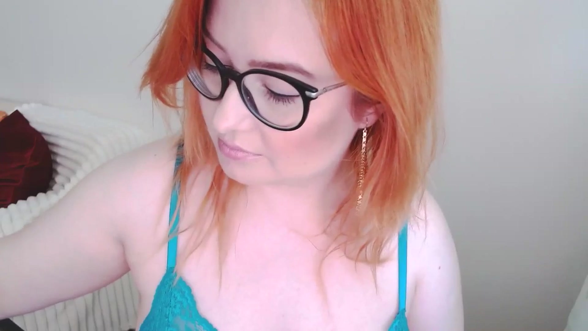 Gallery image thumbnail from EvaStar19's myfreecams stream on, 06/29/2025, 13:13 image 14 of 20