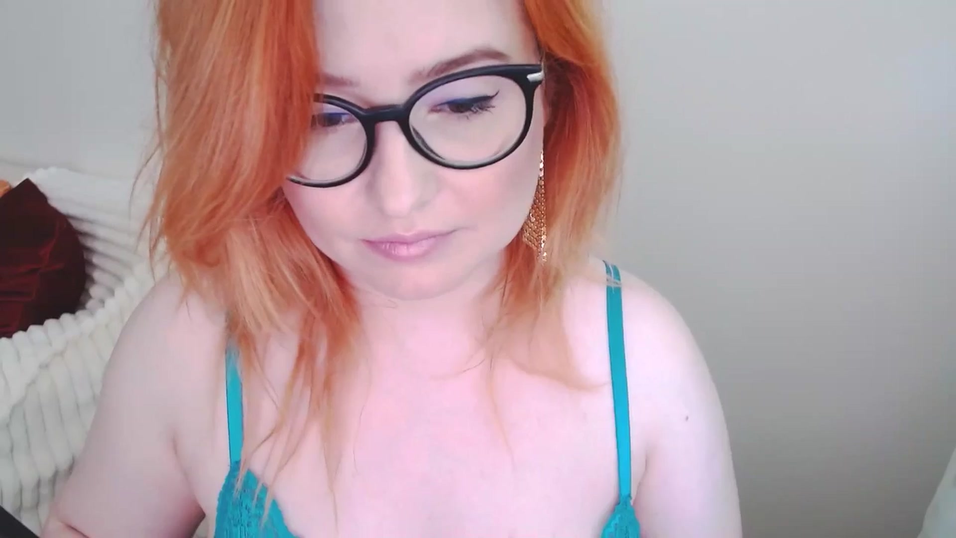 Gallery image thumbnail from EvaStar19's myfreecams stream on, 06/29/2025, 13:13 image 11 of 20