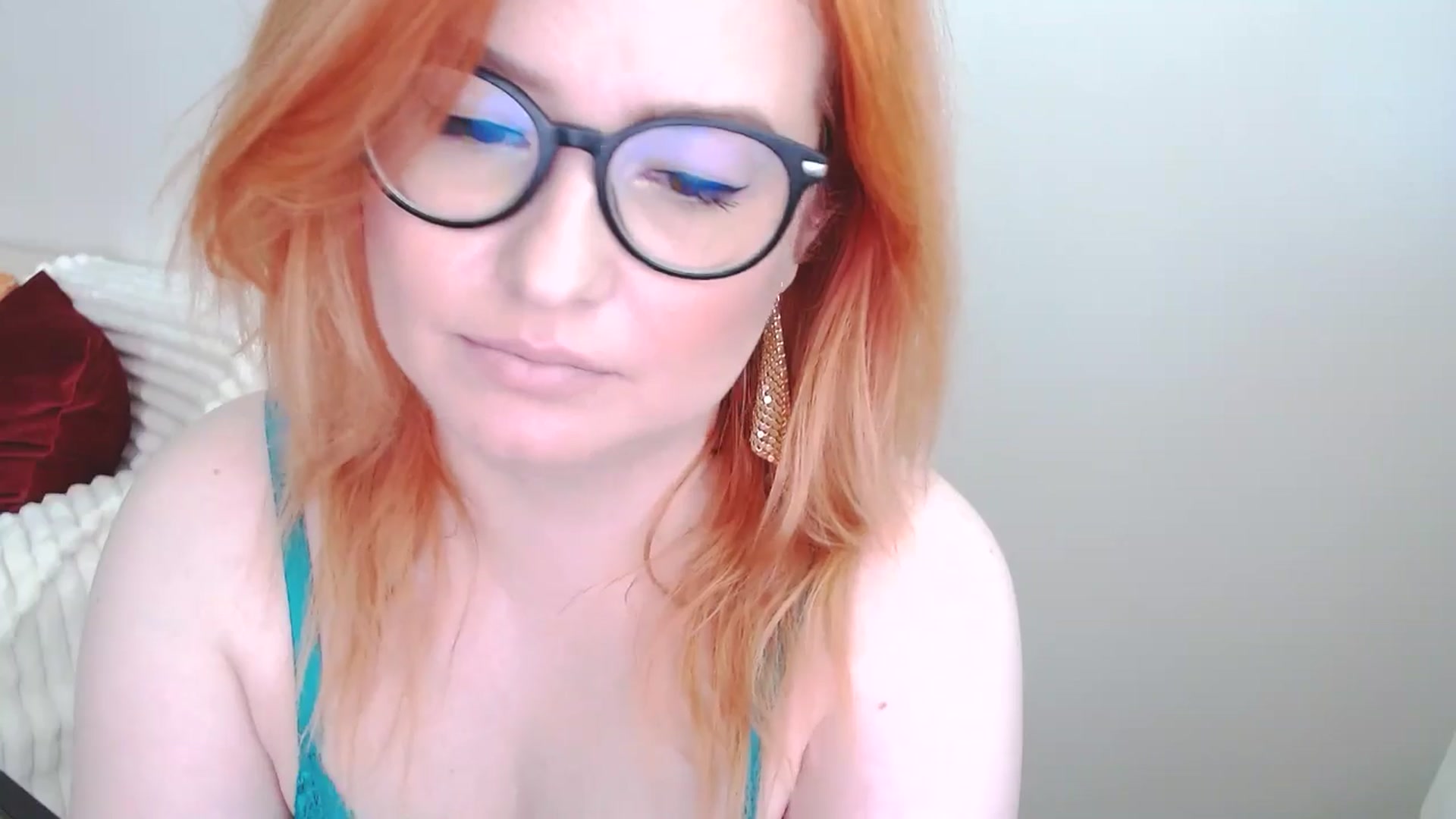 Gallery image thumbnail from EvaStar19's myfreecams stream on, 06/29/2025, 14:14 image 7 of 20