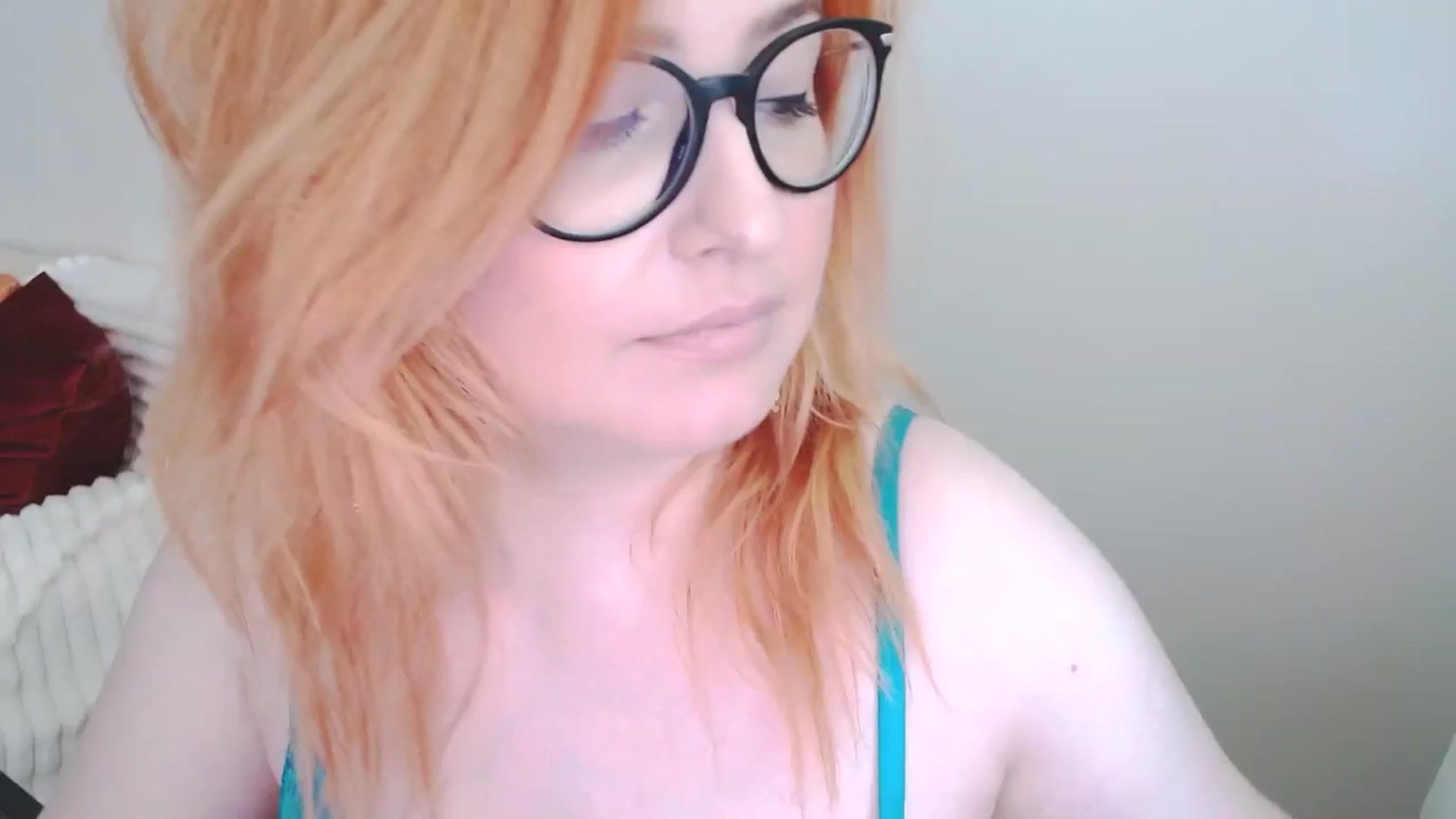 Gallery image thumbnail from EvaStar19's myfreecams stream on, 06/29/2025, 14:14 image 3 of 20