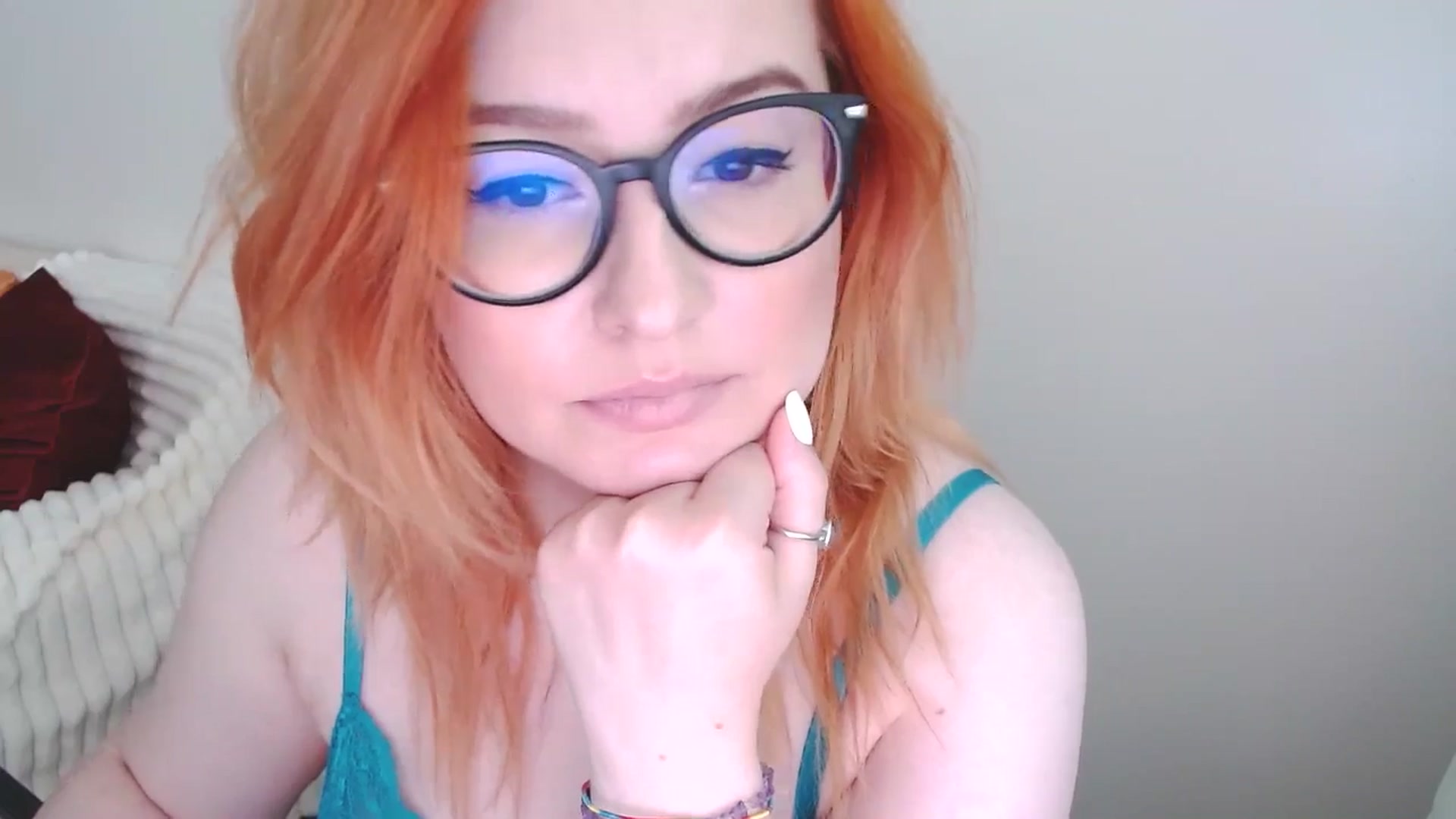 Gallery image thumbnail from EvaStar19's myfreecams stream on, 06/29/2025, 14:14 image 14 of 20