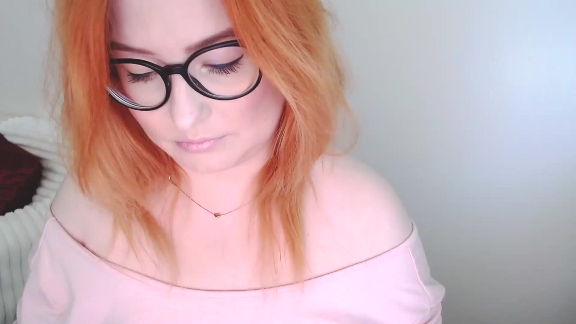 Gallery image thumbnail from EvaStar19's myfreecams stream on, 09/28/2025, 11:24 image 11 of 20