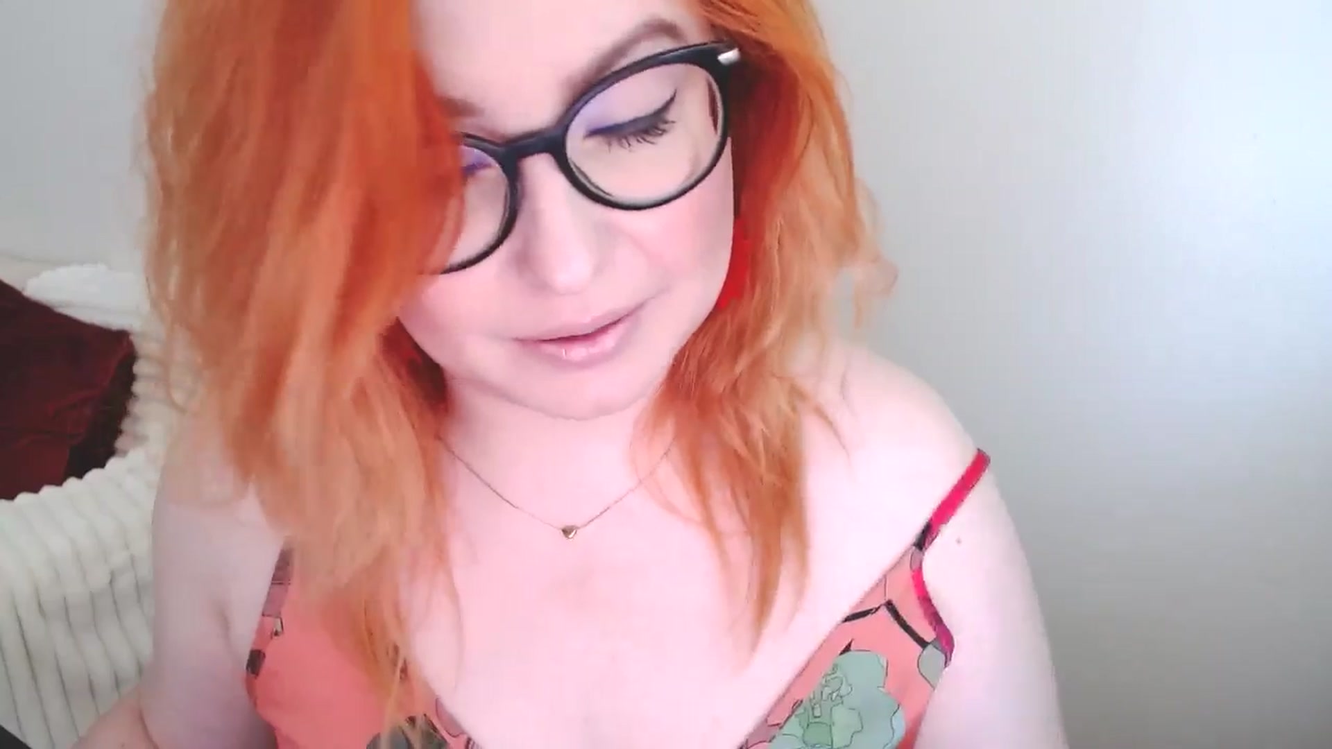Gallery image thumbnail from EvaStar19's myfreecams stream on, 10/19/2025, 11:23 image 20 of 20