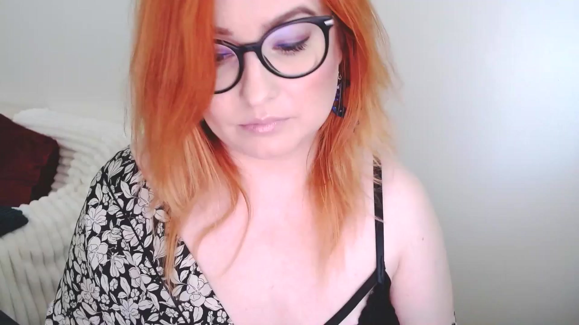 Gallery image thumbnail from EvaStar19's myfreecams stream on, 10/25/2025, 12:13 image 20 of 20