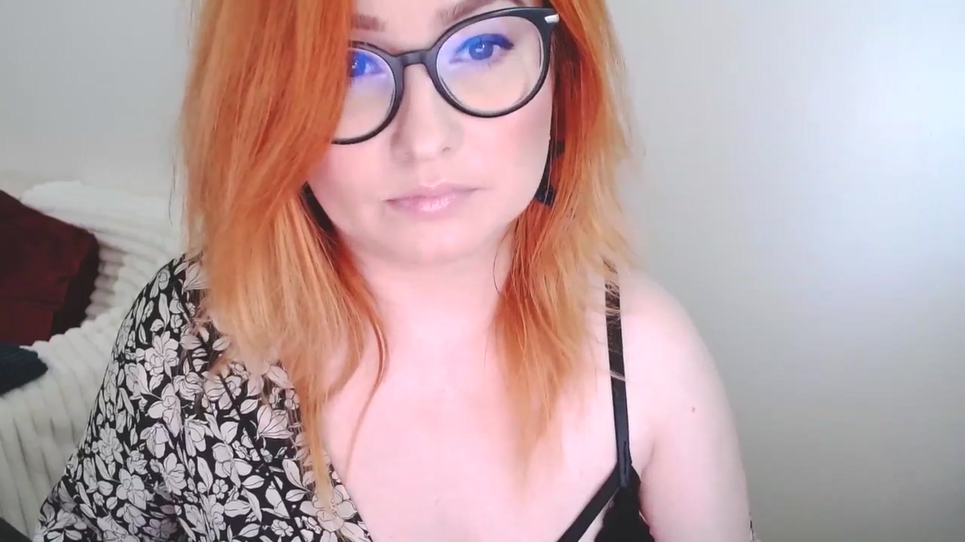 Gallery image thumbnail from EvaStar19's myfreecams stream on, 10/25/2025, 12:13 image 18 of 20