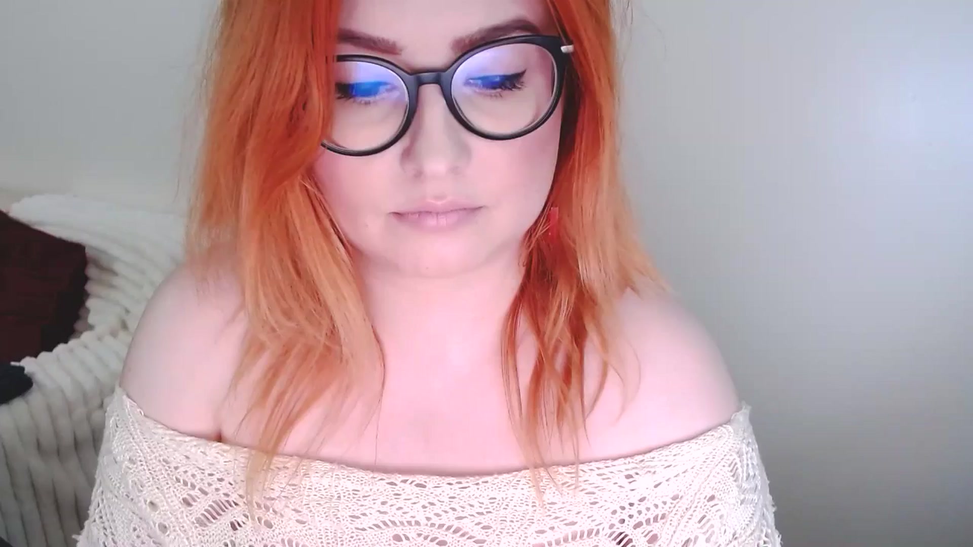 Gallery image thumbnail from EvaStar19's myfreecams stream on, 10/26/2025, 13:39 image 13 of 20