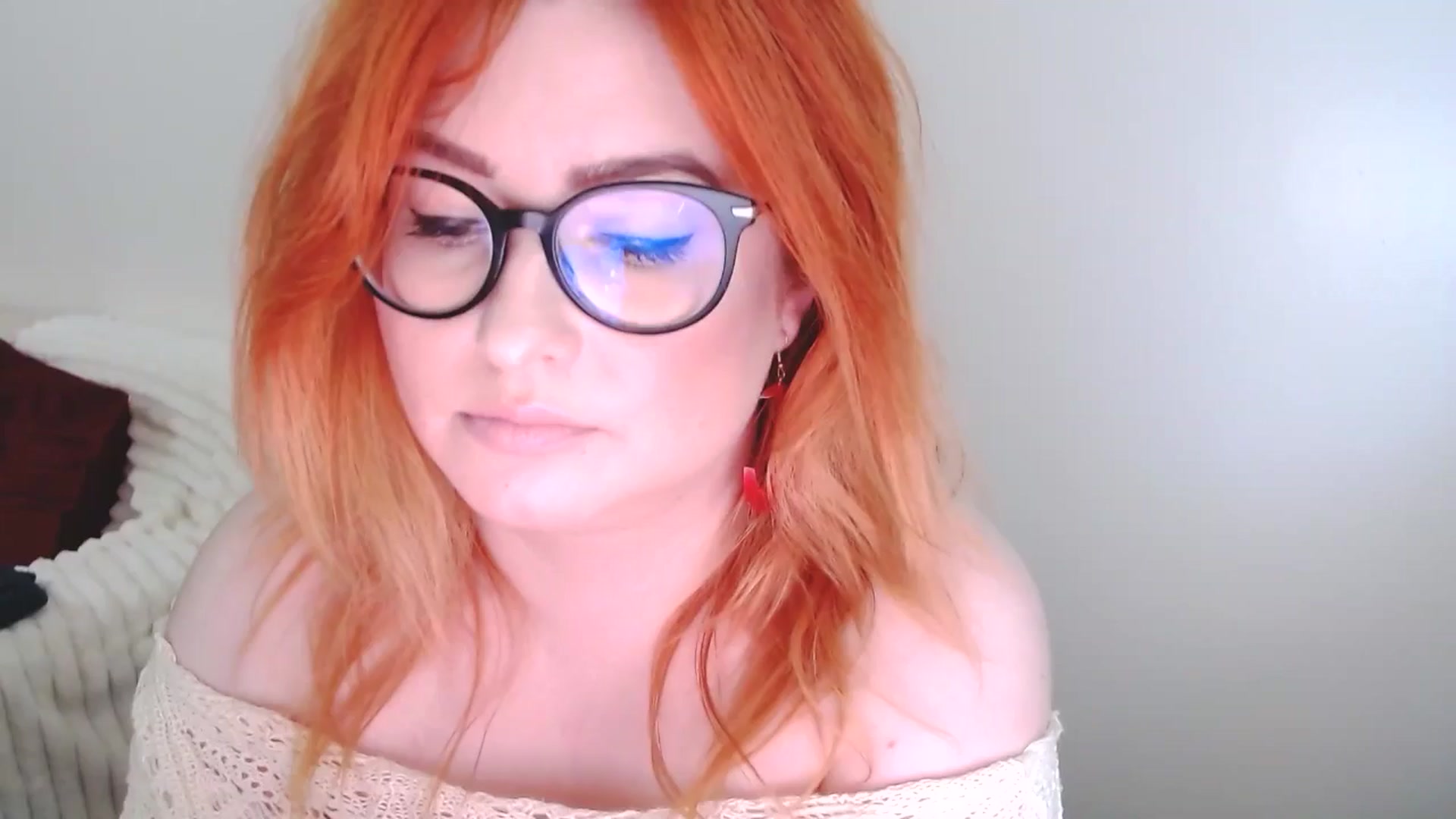 Gallery image thumbnail from EvaStar19's myfreecams stream on, 10/26/2025, 13:39 image 1 of 20
