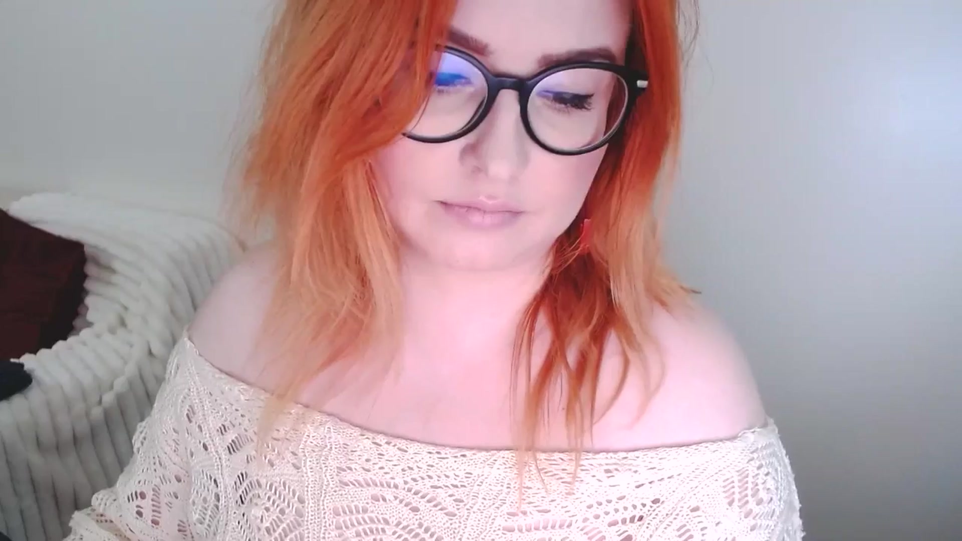 Gallery image thumbnail from EvaStar19's myfreecams stream on, 10/26/2025, 13:39 image 12 of 20