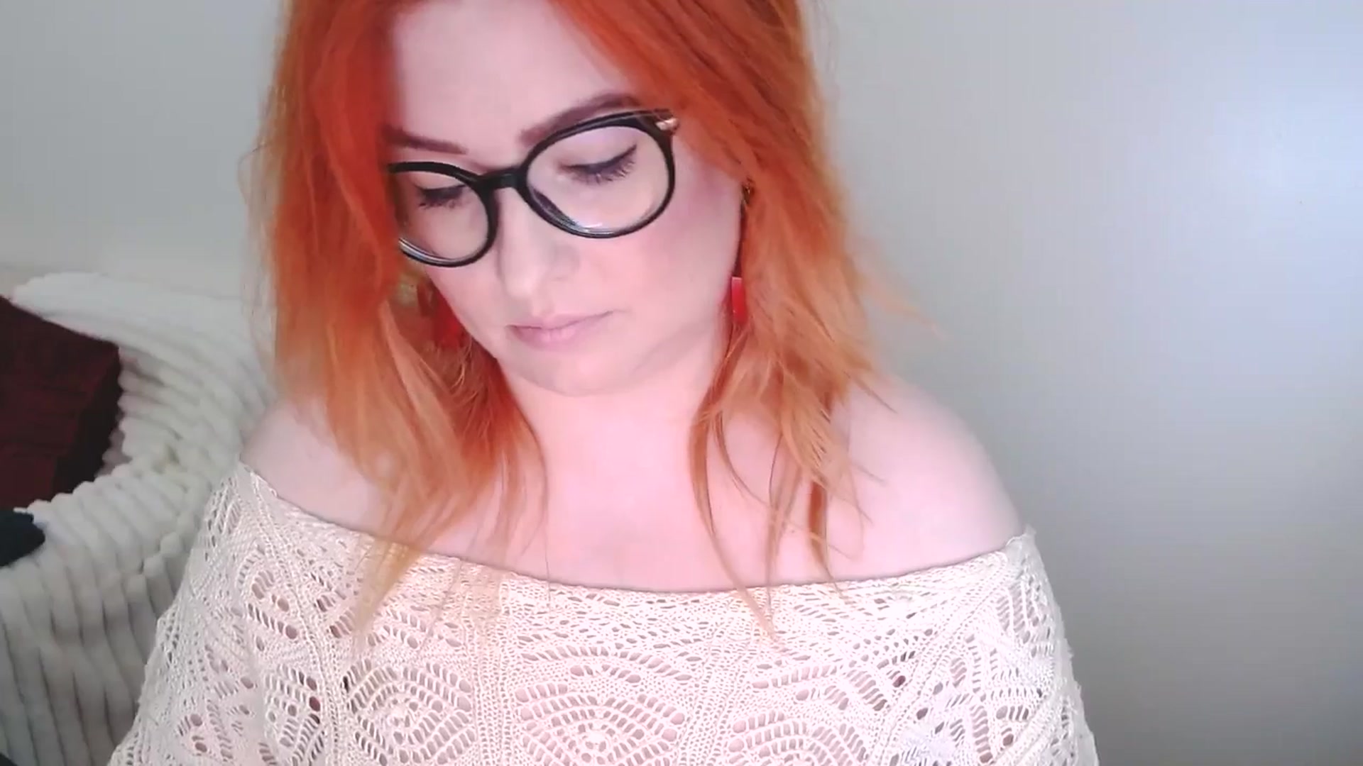 Gallery image thumbnail from EvaStar19's myfreecams stream on, 10/26/2025, 13:39 image 7 of 20