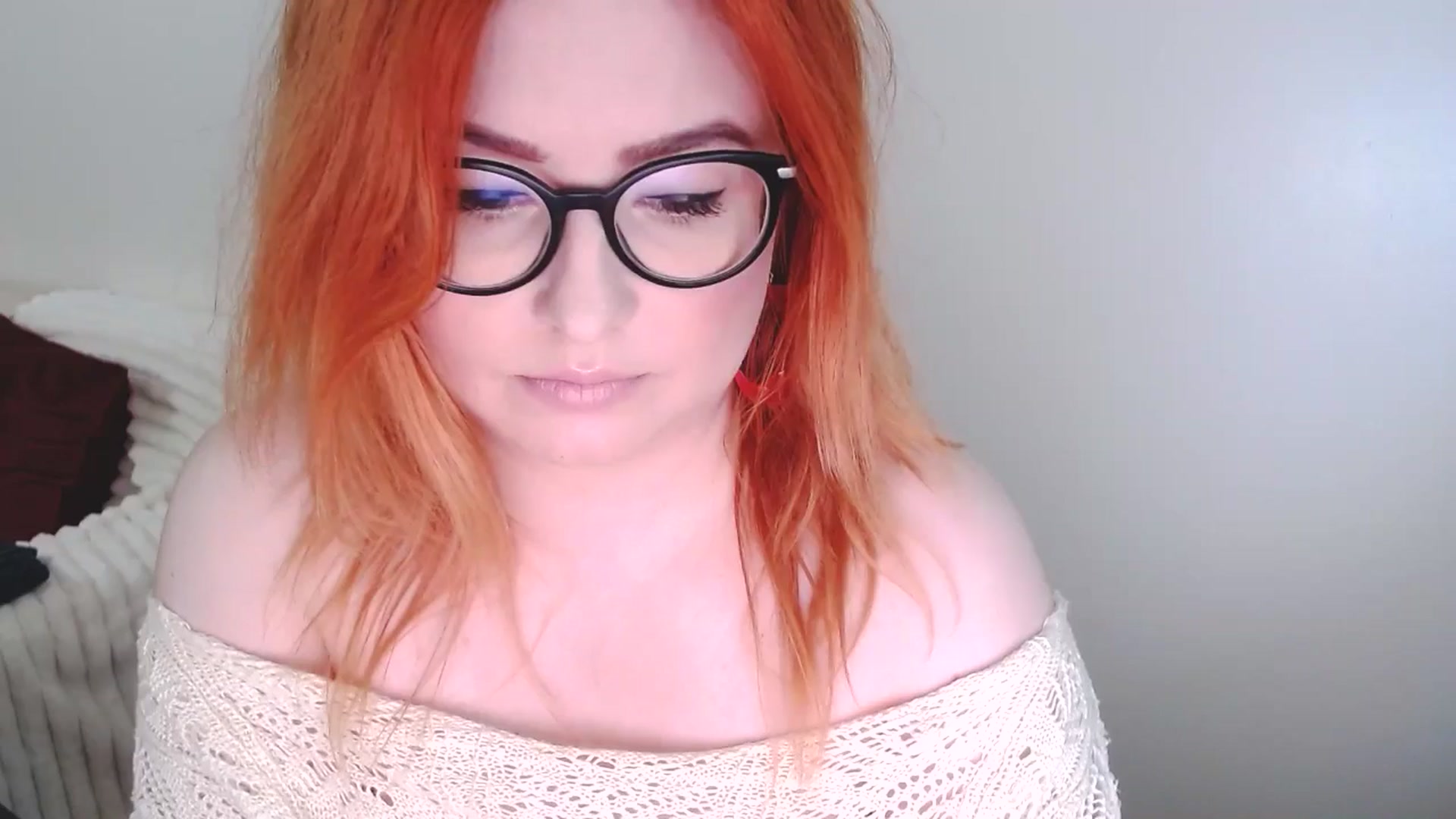 Gallery image thumbnail from EvaStar19's myfreecams stream on, 10/26/2025, 13:39 image 14 of 20